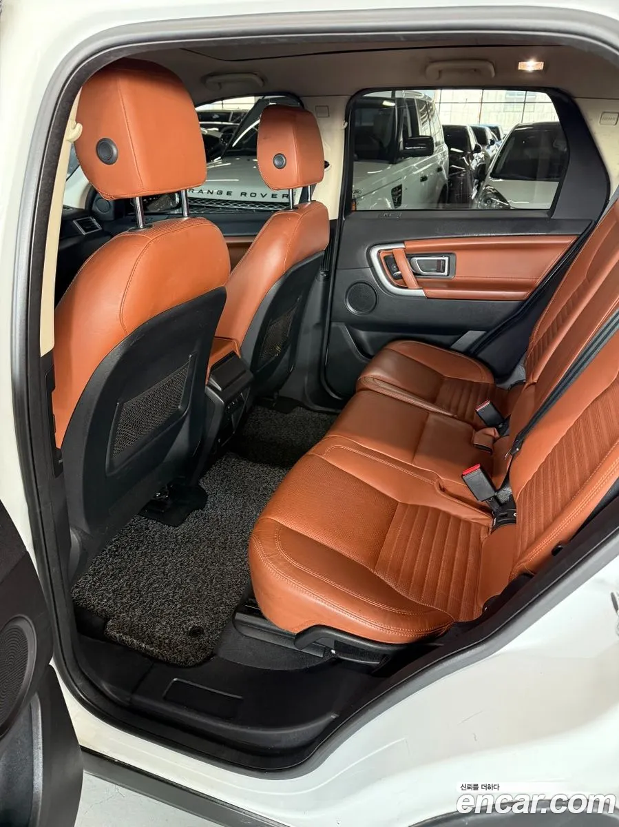 Land Rover Discovery Sport 2015 — 14