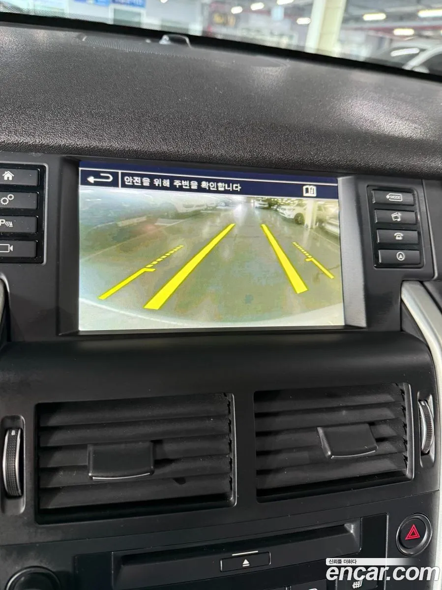 Land Rover Discovery Sport 2015 — 2