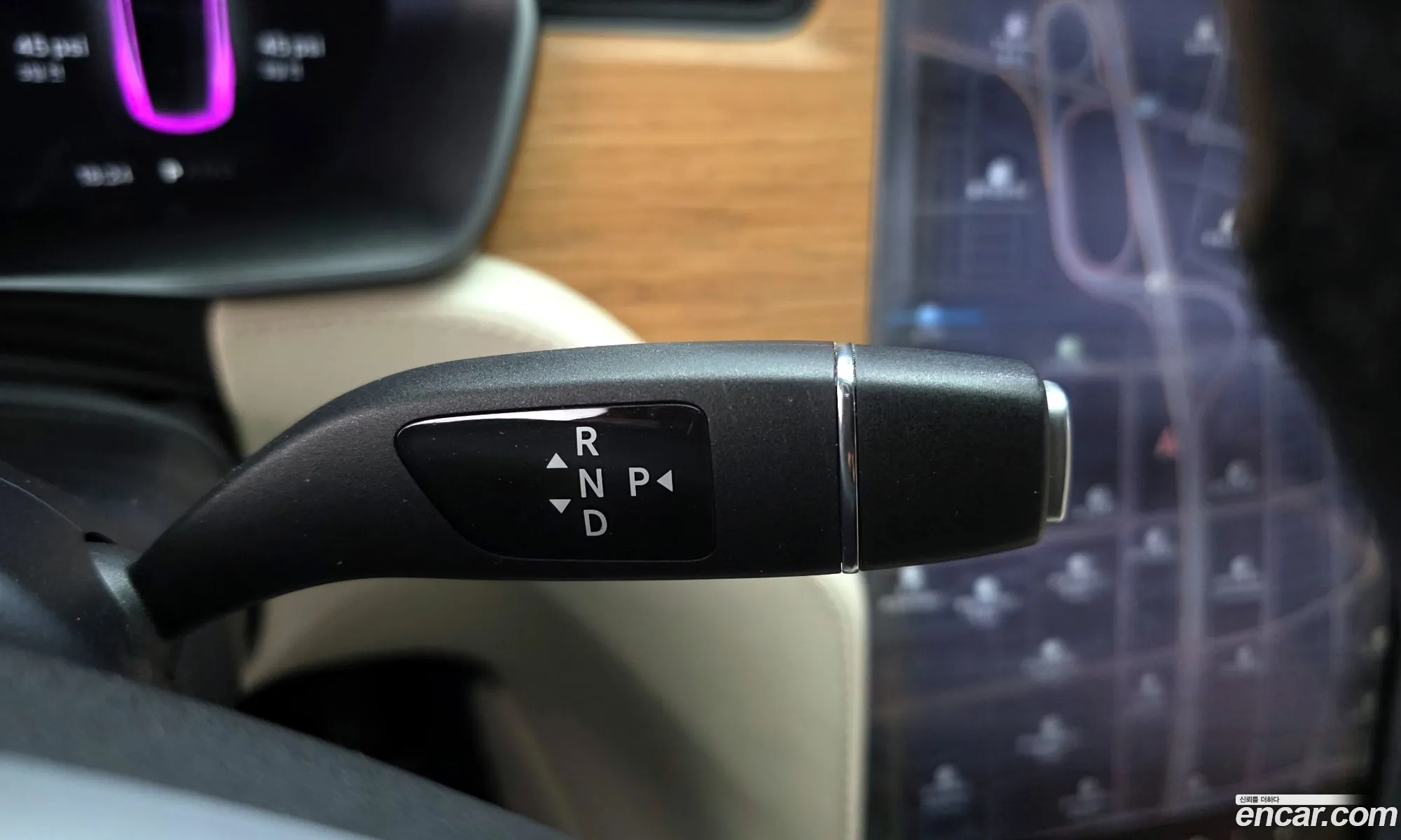 Tesla Model X 2019 5YJXCBE23KF142181 — 18