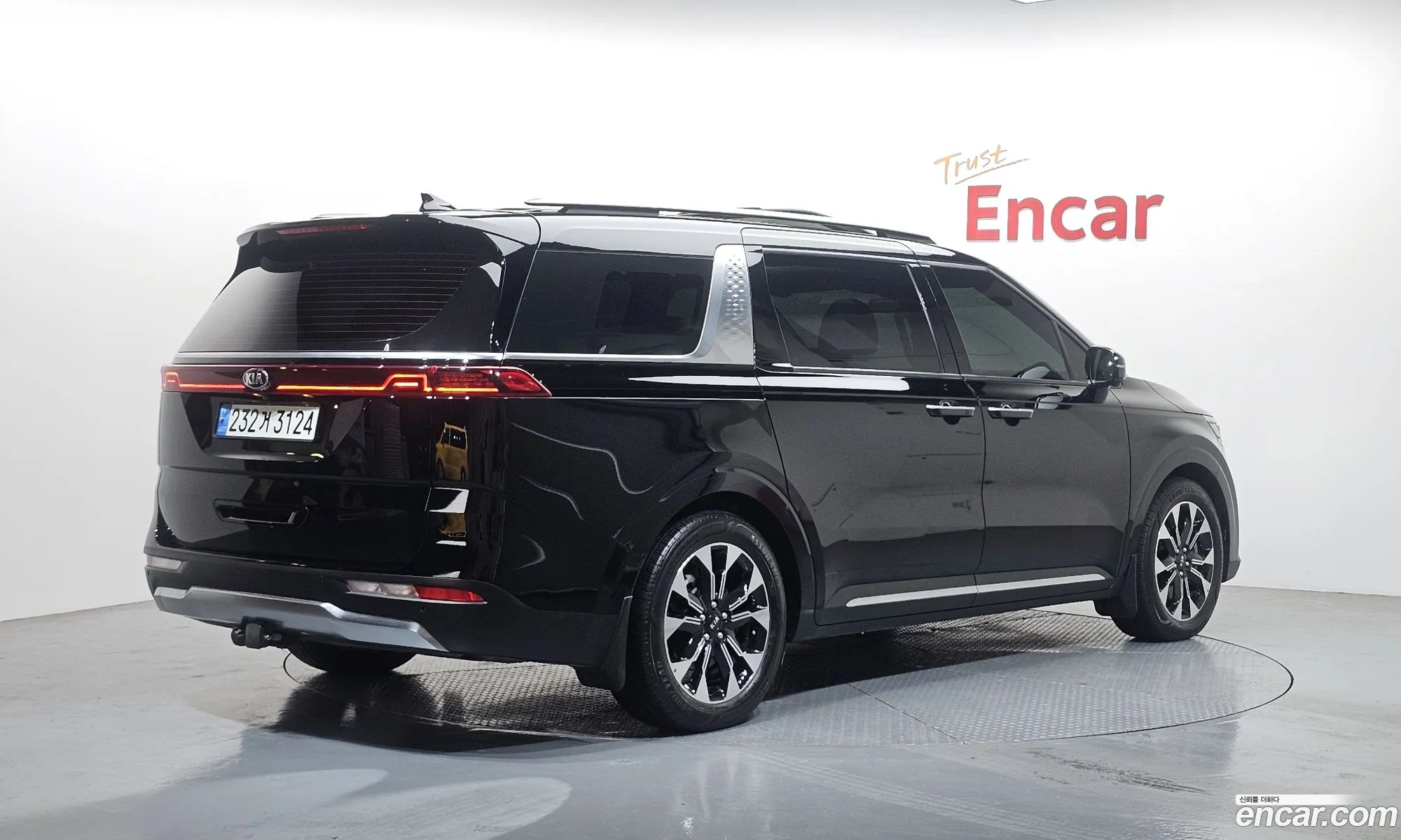 Kia Carnival 2020 — 13