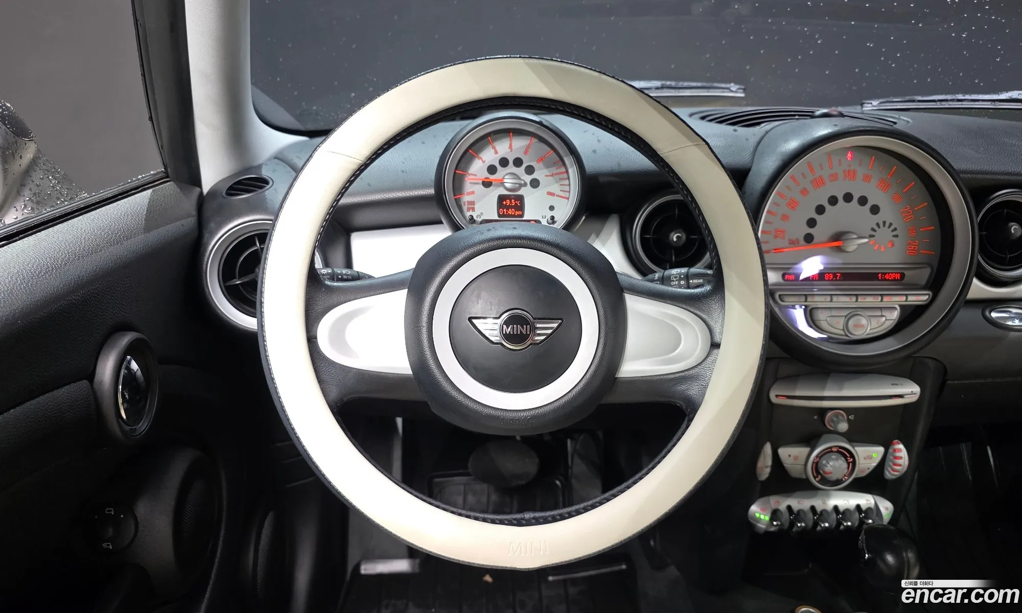 Mini Cooper 2010 WMWMF3108ATZ89713 — 5