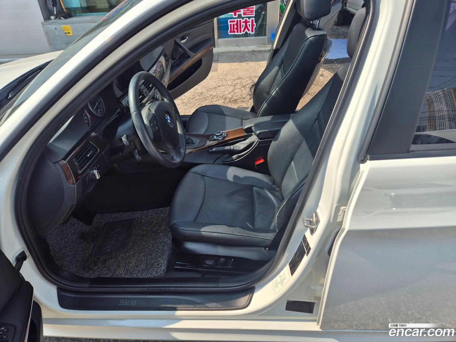 BMW 3 Series 2011 — 9