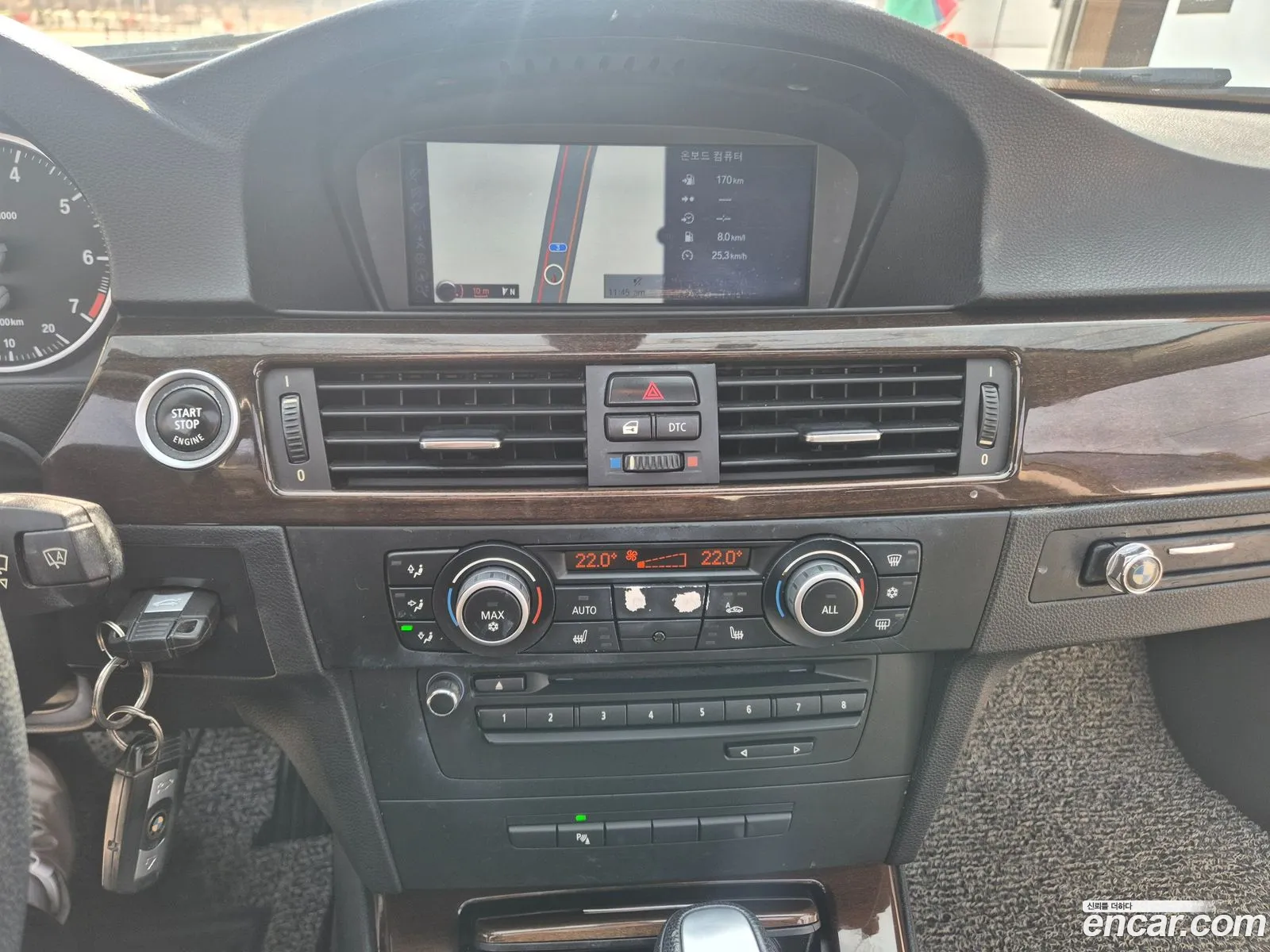BMW 3 Series 2011 — 18