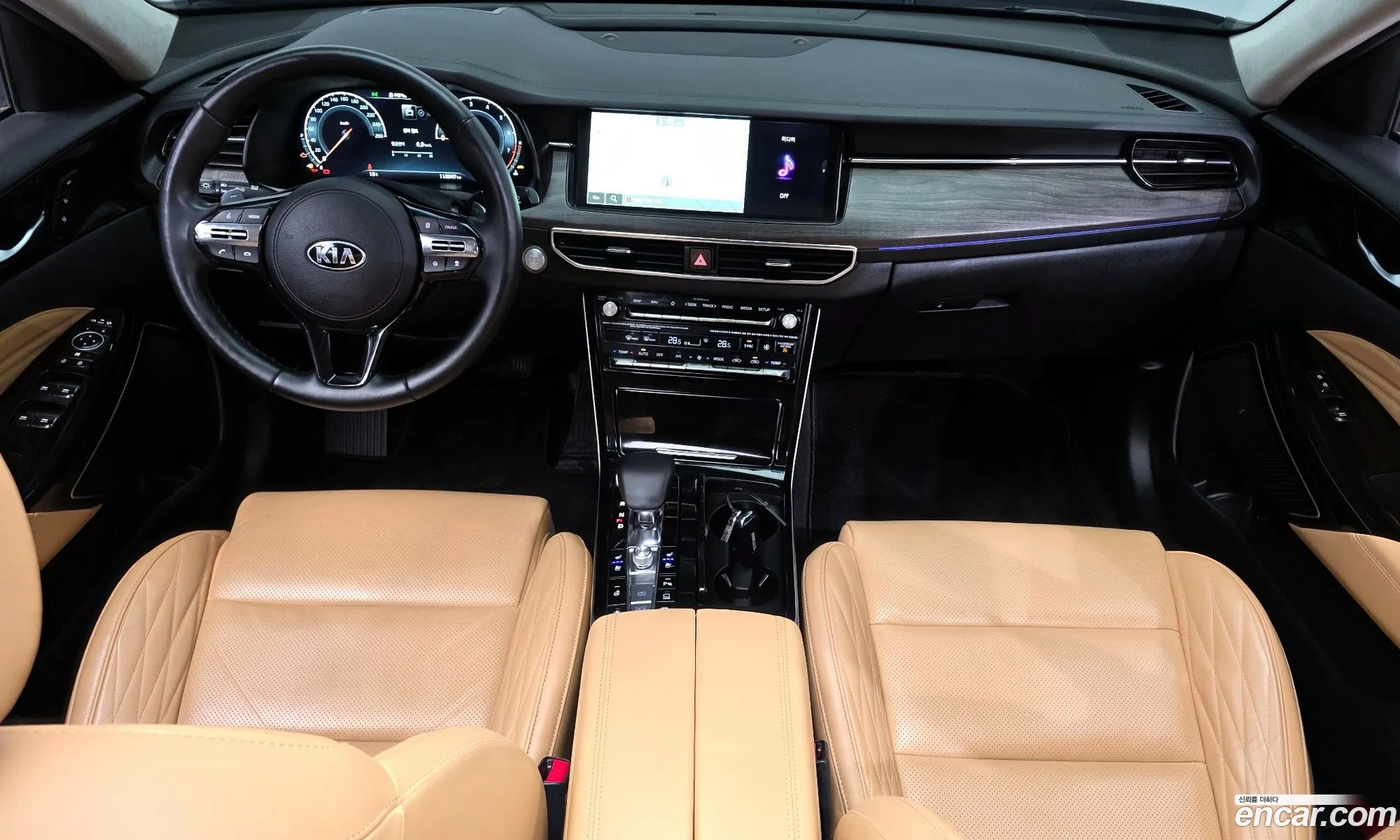 Kia K7 Premier 2020 KNALD416BLA210085 — 8