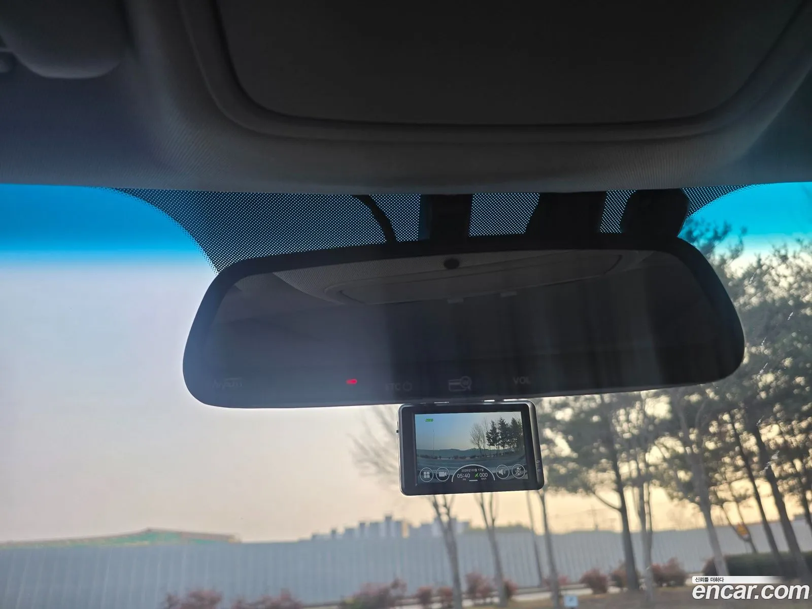 Kia K7 2019 — 8