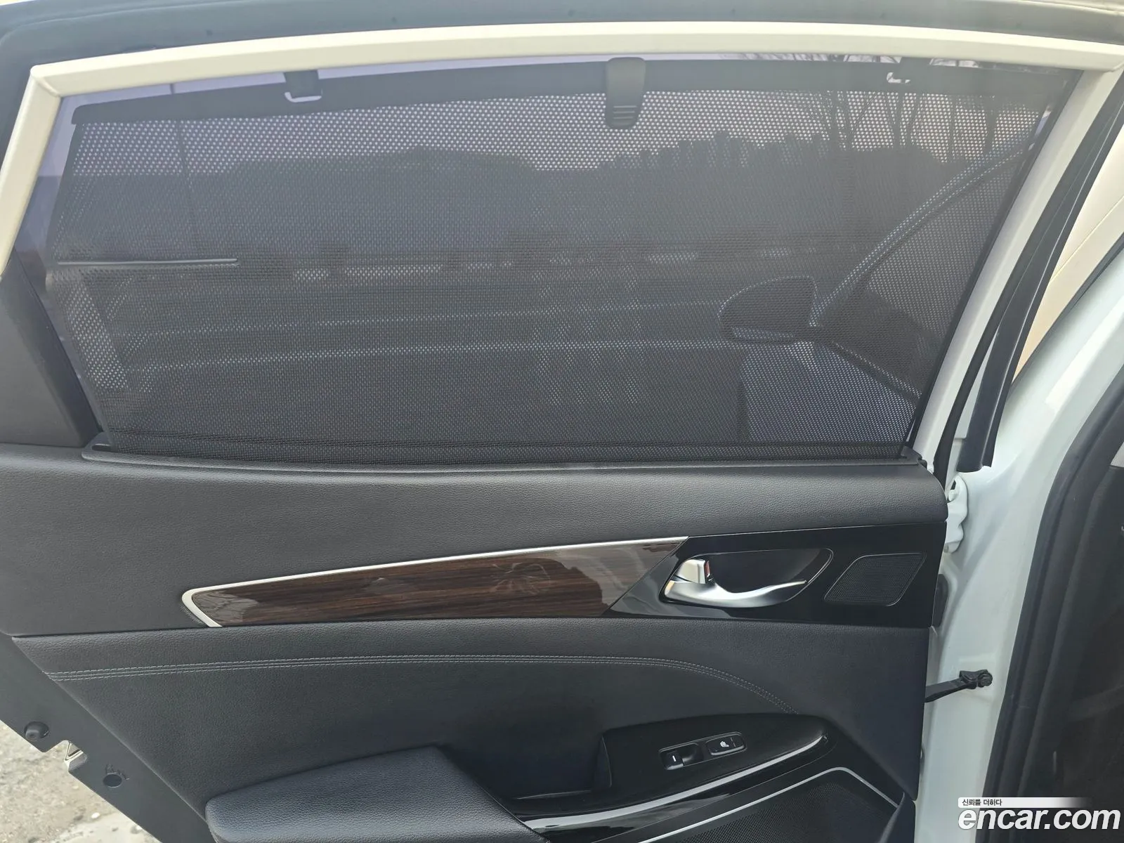 Kia K7 2019 — 14