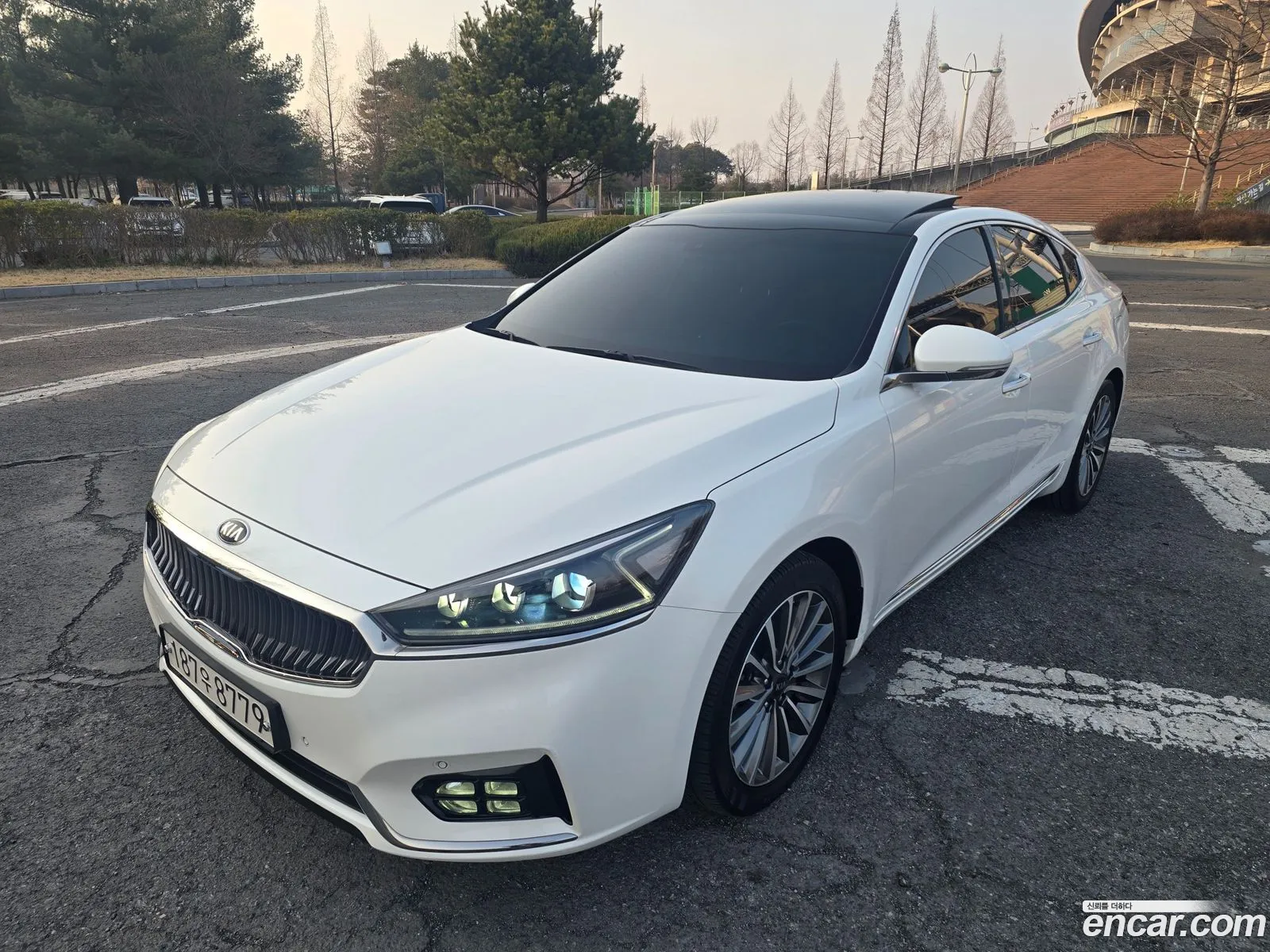 Kia K7 2019 — 11