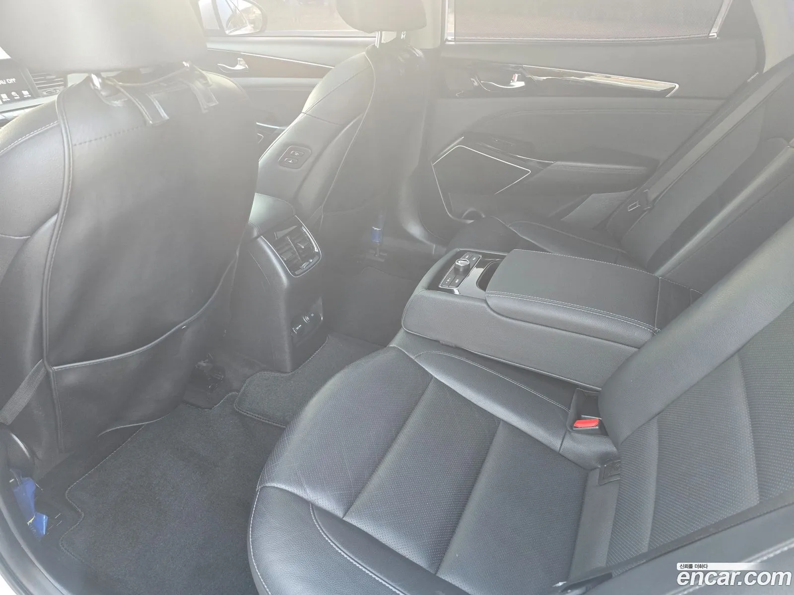 Kia K7 2019 — 12