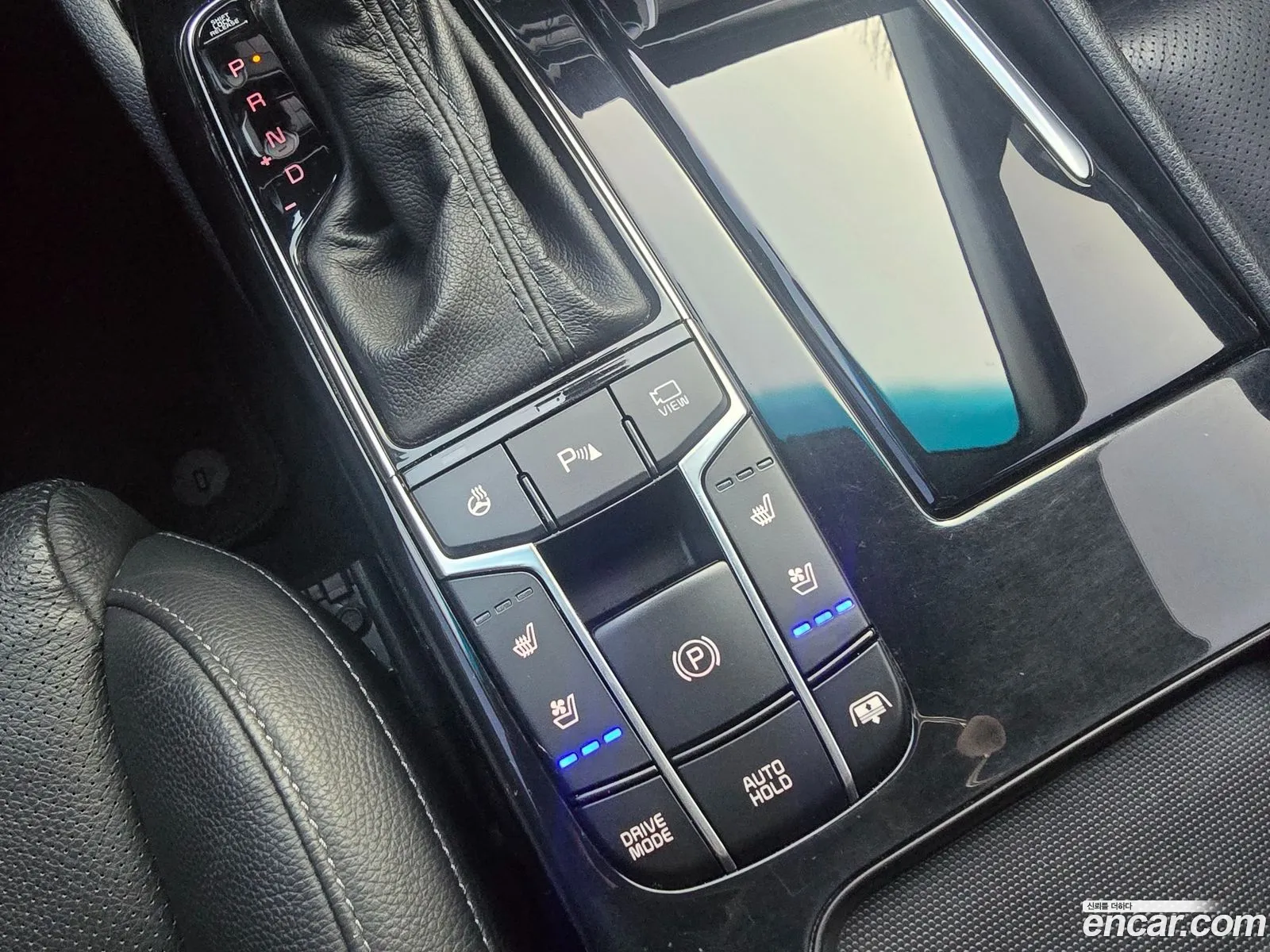 Kia K7 2019 — 6