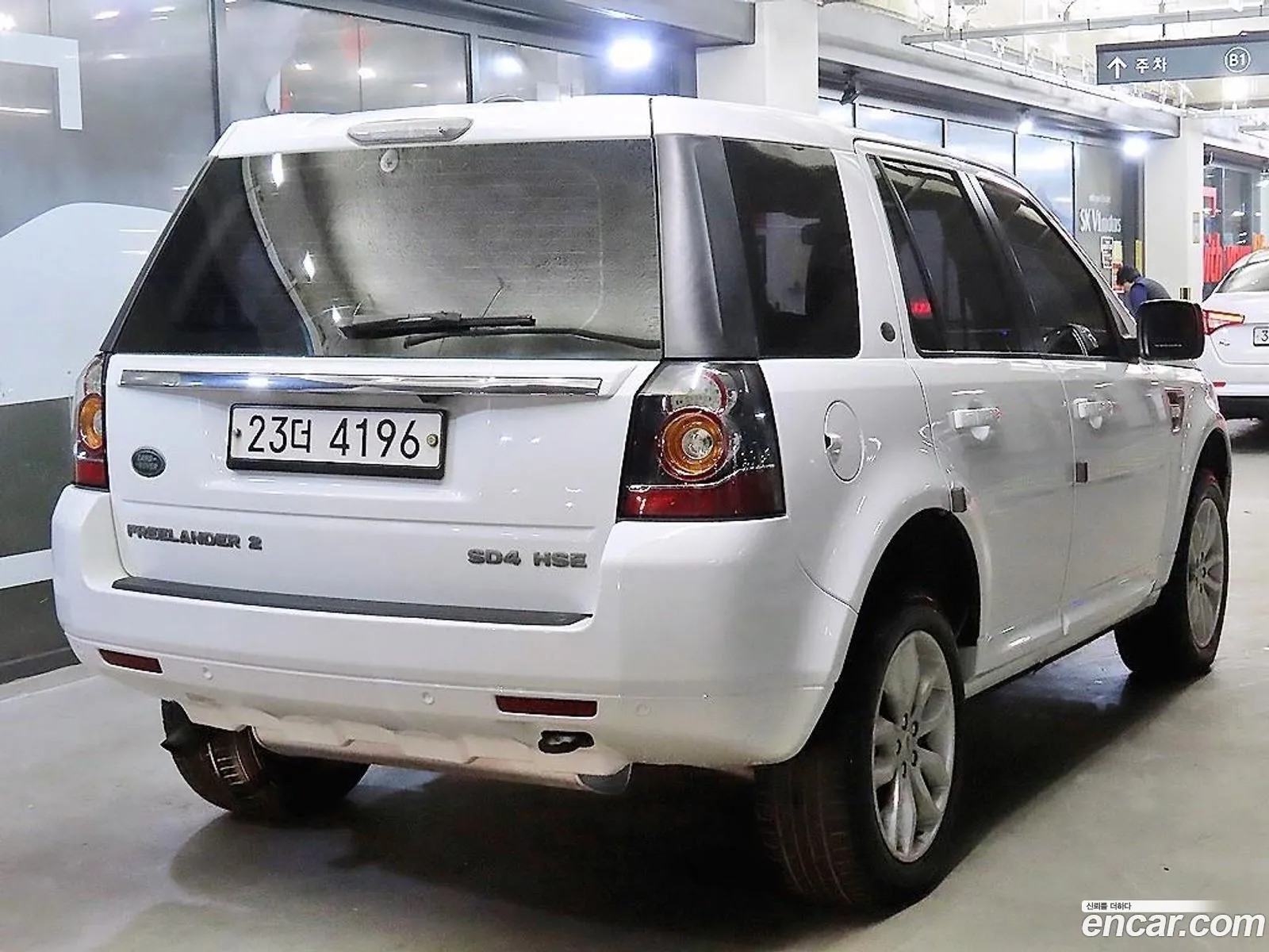 Land Rover Freelander 2 2013 — 11