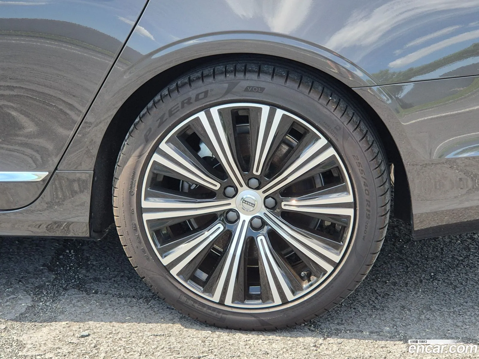 Volvo S90 2024 — 17