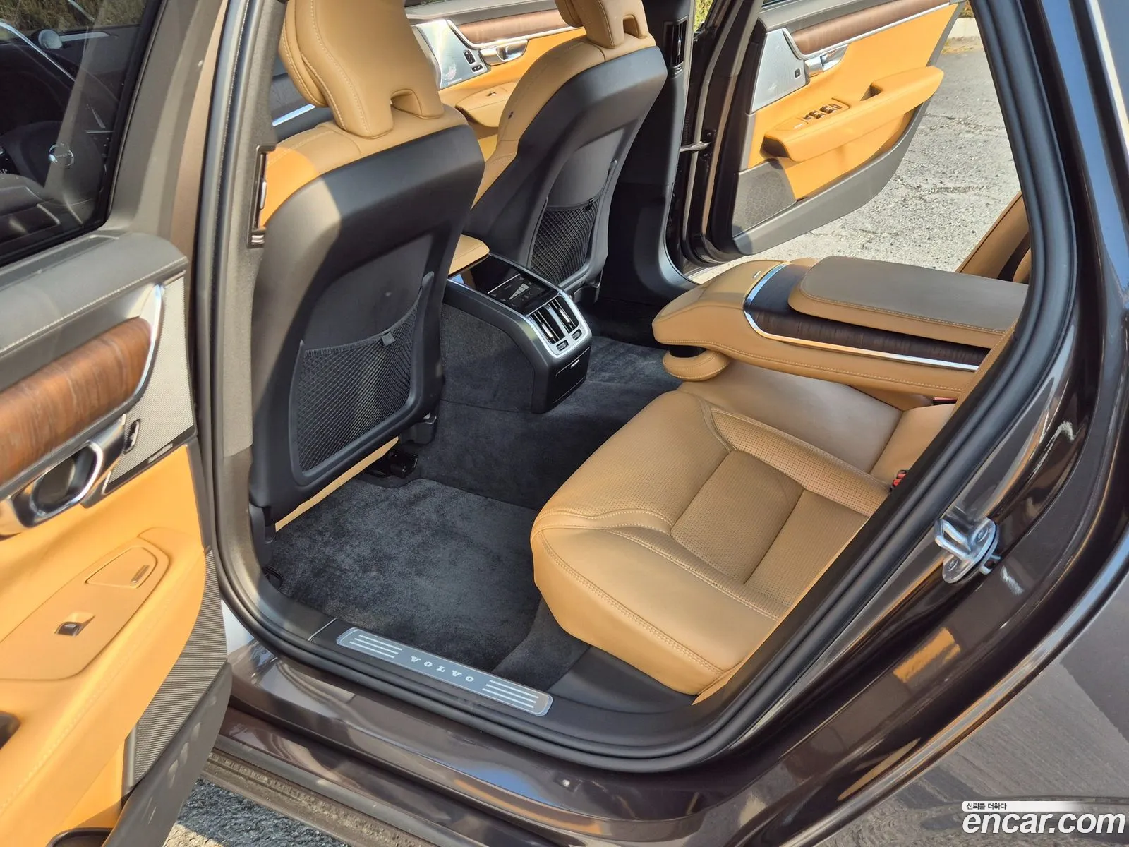 Volvo S90 2024 — 16