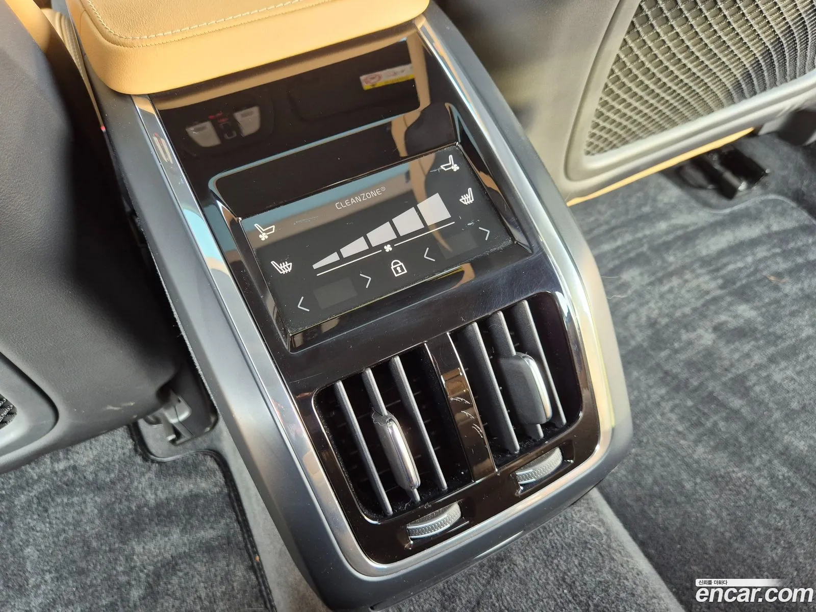 Volvo S90 2024 — 18