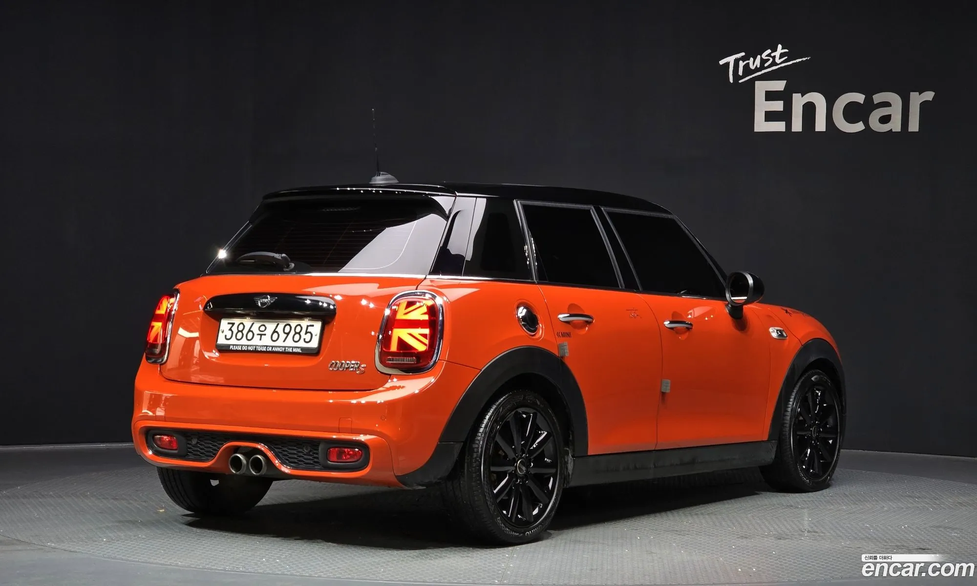 Mini Cooper S 2018 WMWXU3106K2D47035 — 6