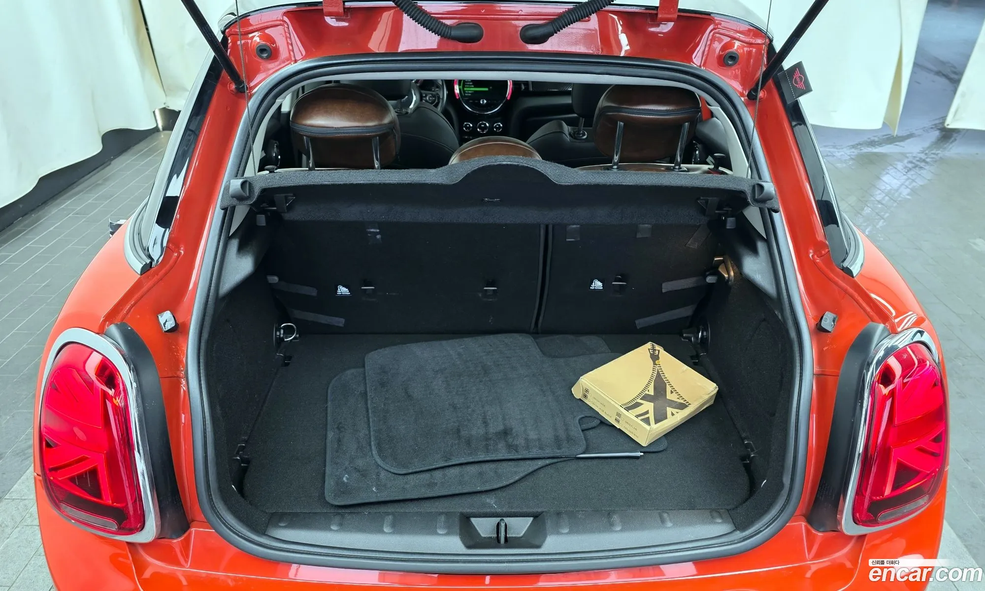 Mini Cooper S 2018 WMWXU3106K2D47035 — 9