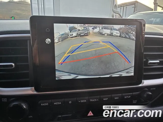 Hyundai Venue 2021 — 10