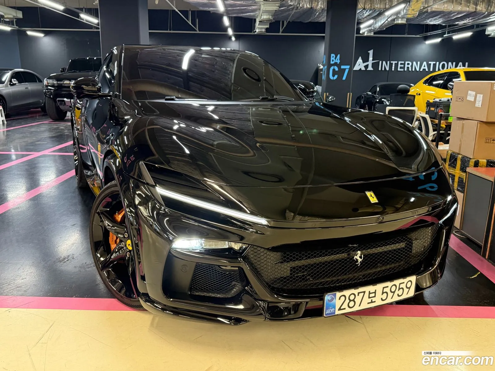 Ferrari Purosangue 2025 — 12