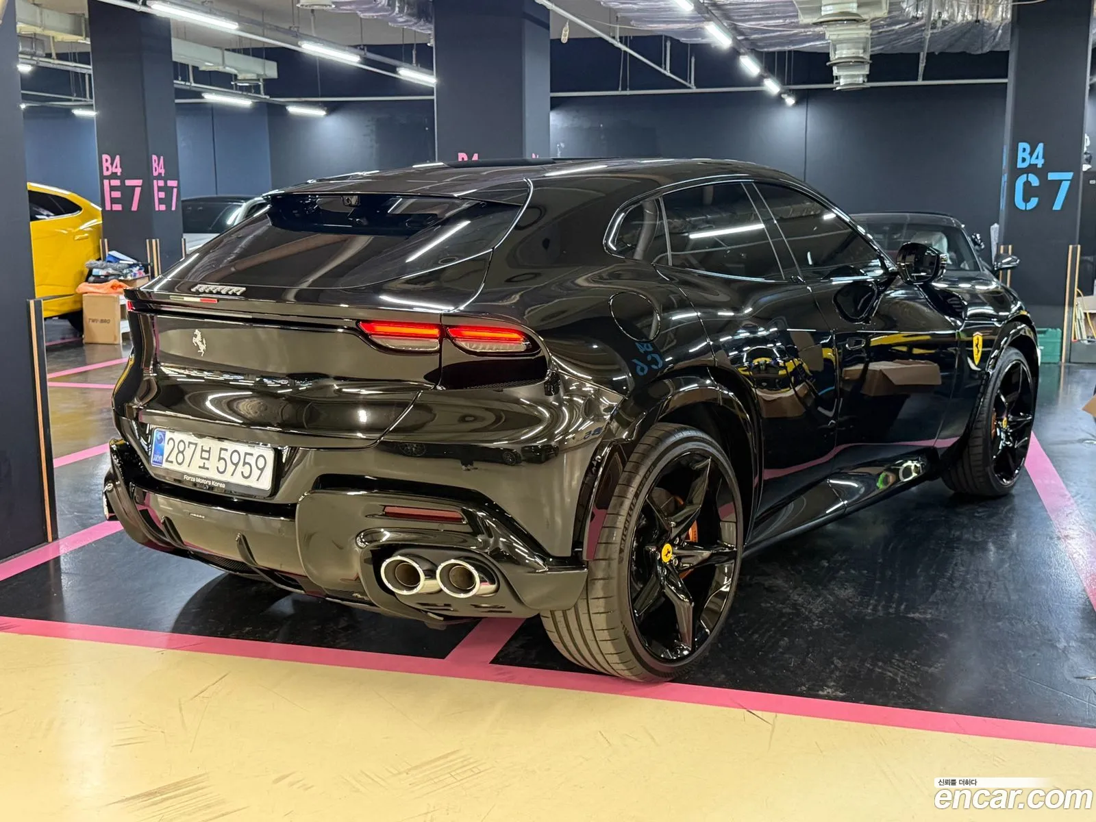 Ferrari Purosangue 2025 — 18