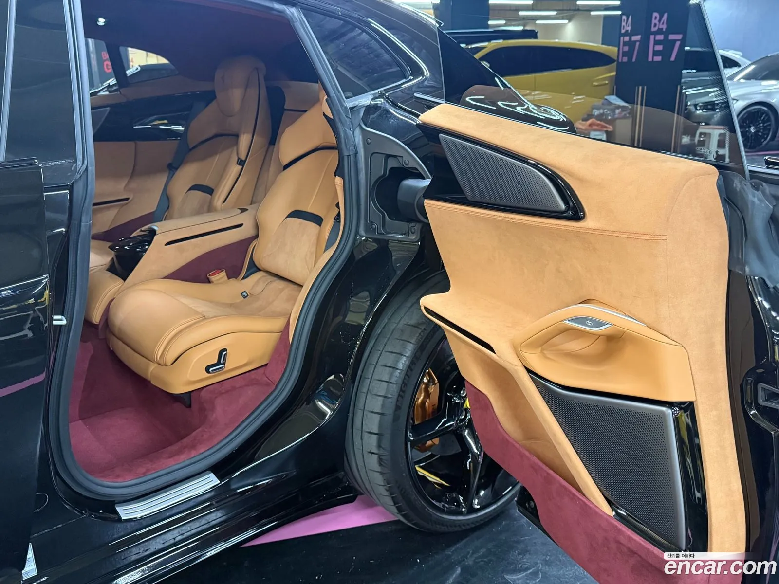 Ferrari Purosangue 2025 — 14