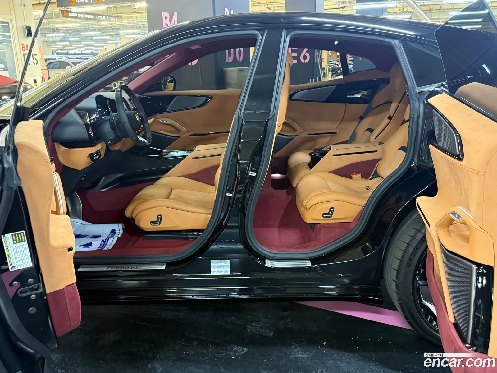 Ferrari Purosangue 2025 — 11
