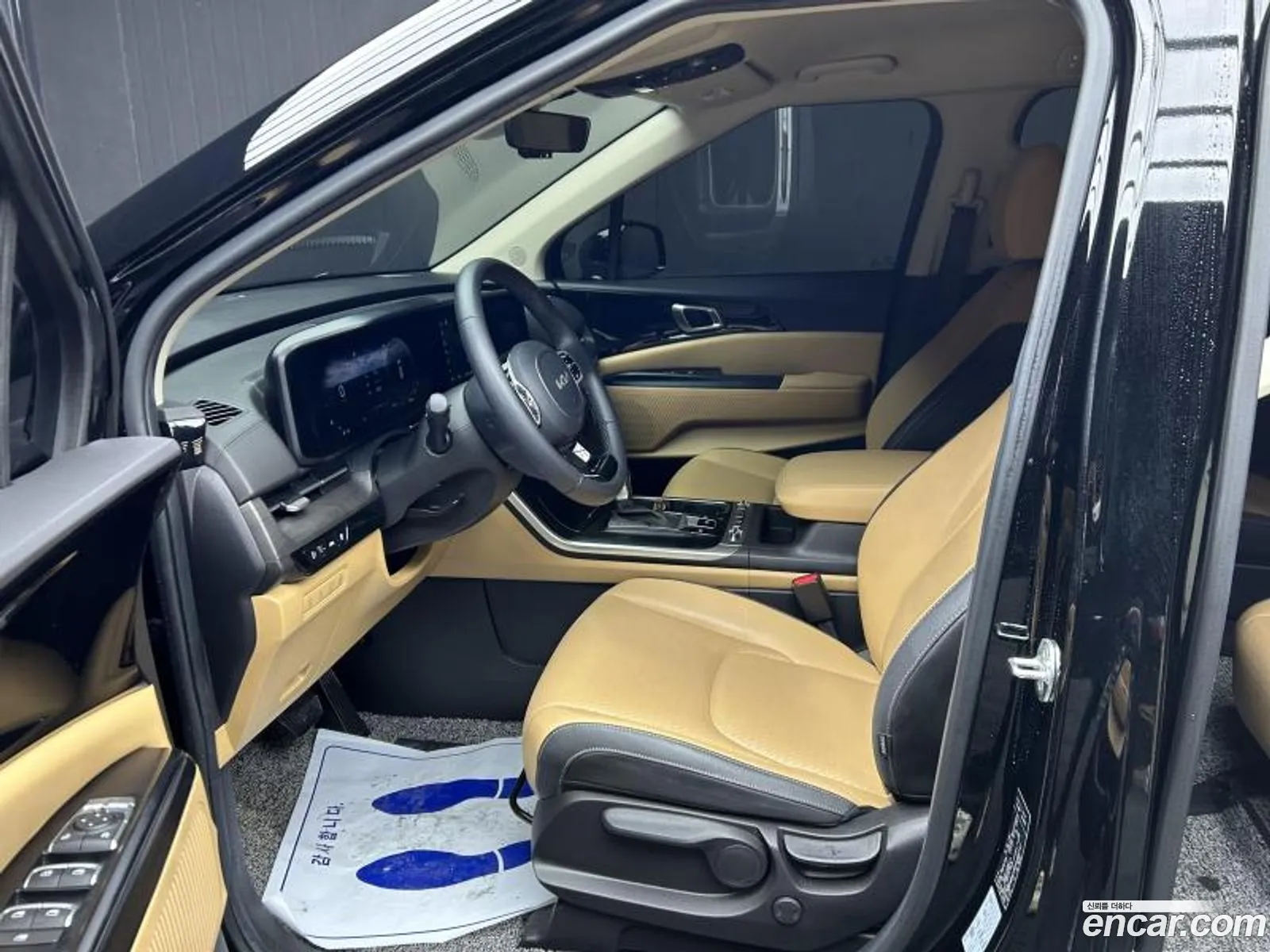 Kia Carnival 2022 — 10