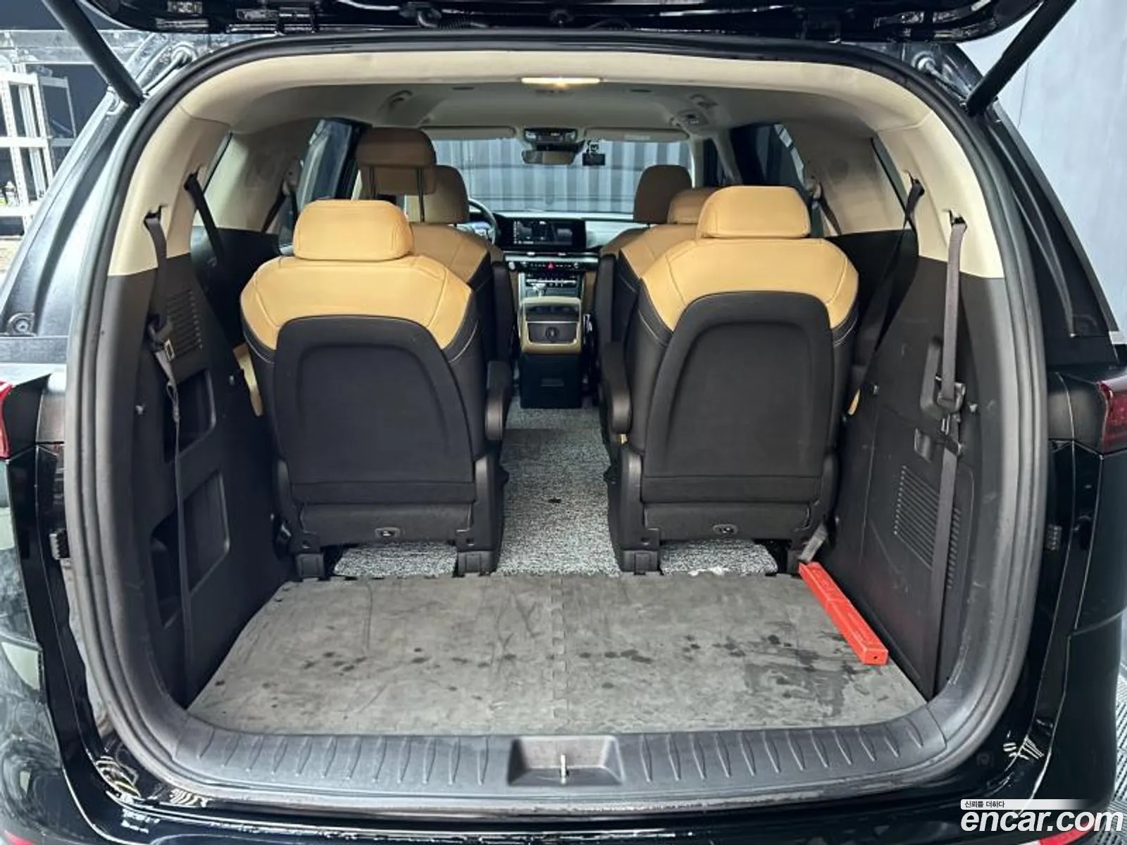 Kia Carnival 2022 — 7