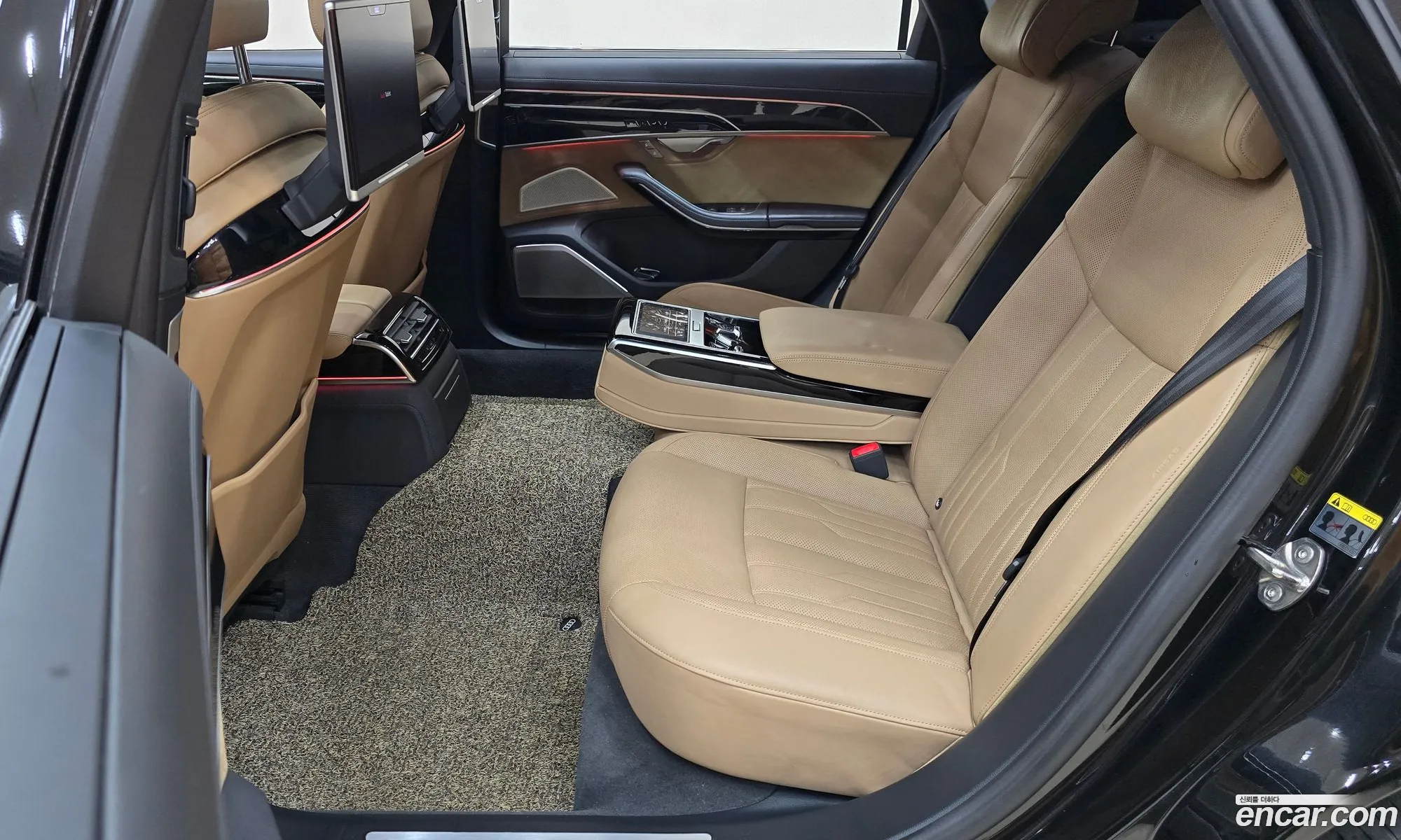 Audi A8 2020 — 4