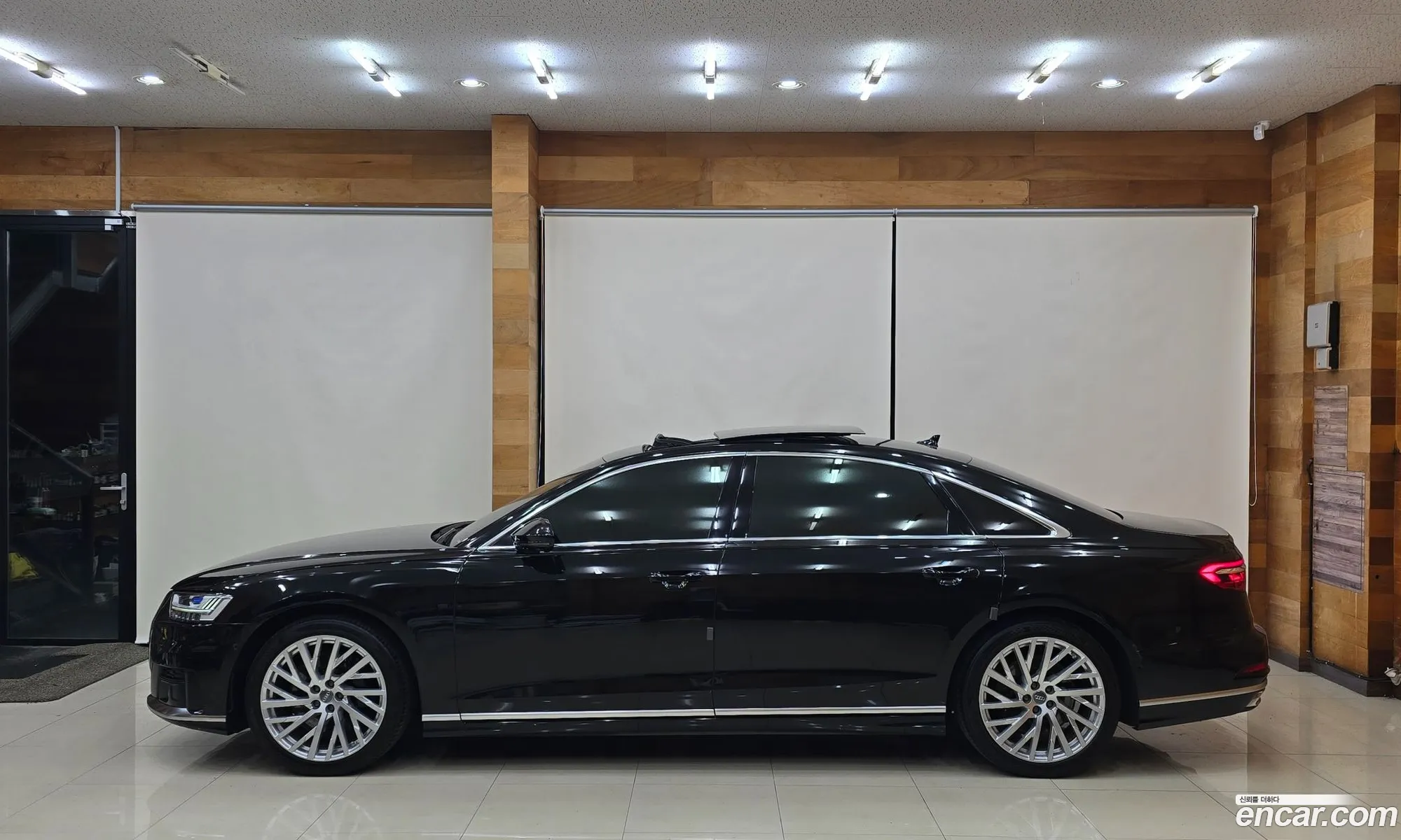 Audi A8 2020 — 2