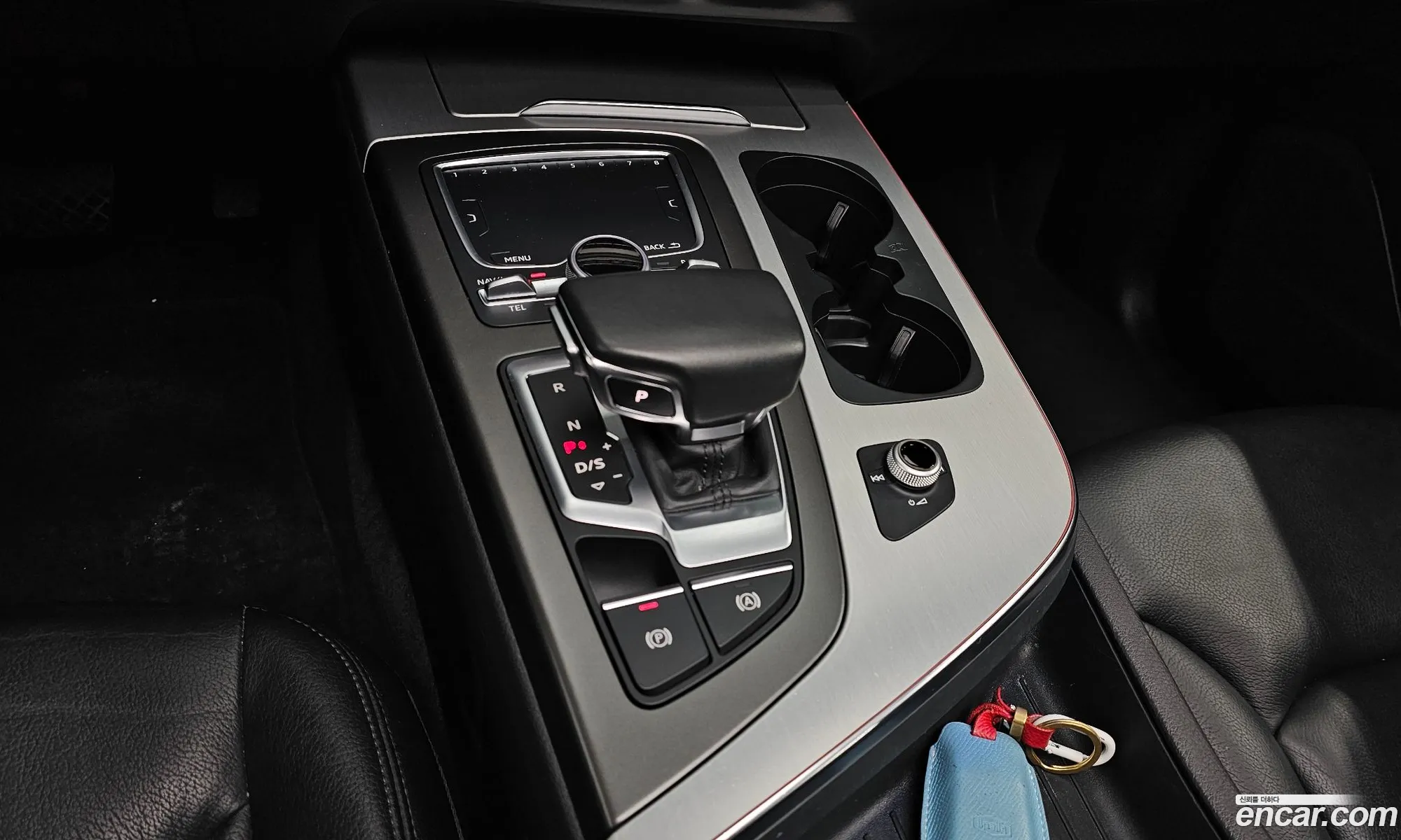 Audi Q7 2019 WAUZZZ4M5KD046186 — 9