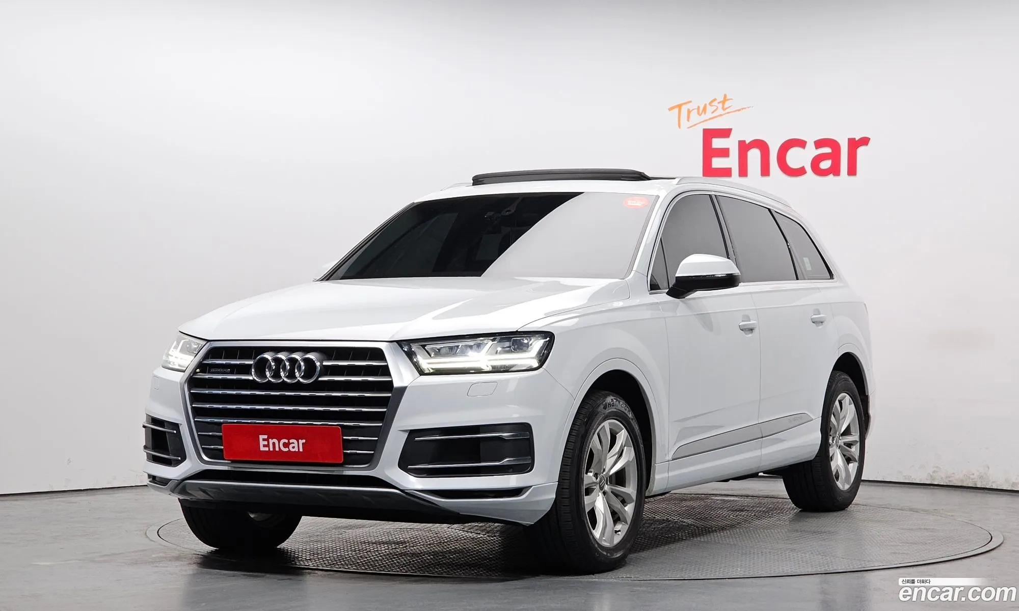 Audi Q7 2019 WAUZZZ4M5KD046186 — 16