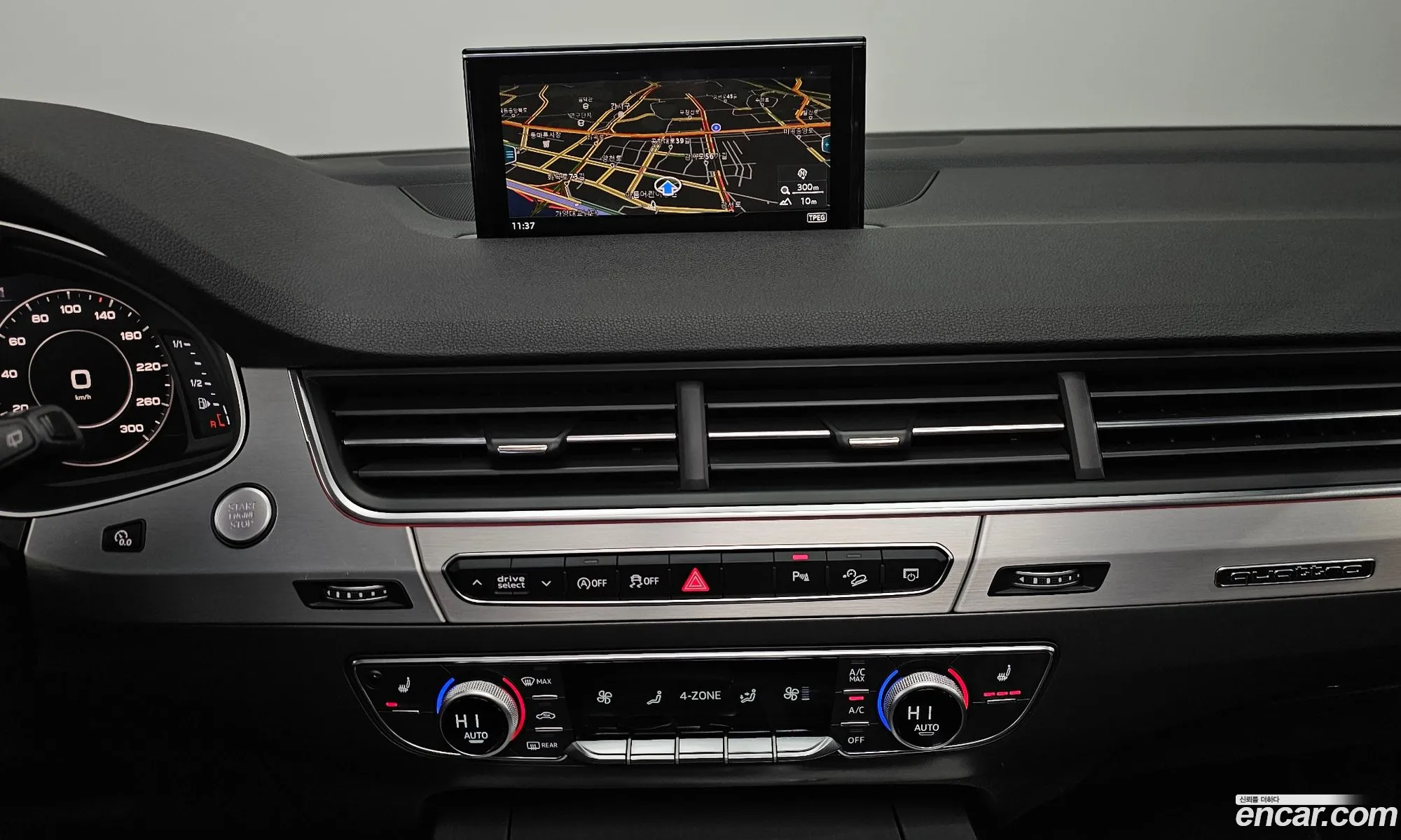Audi Q7 2019 WAUZZZ4M5KD046186 — 13