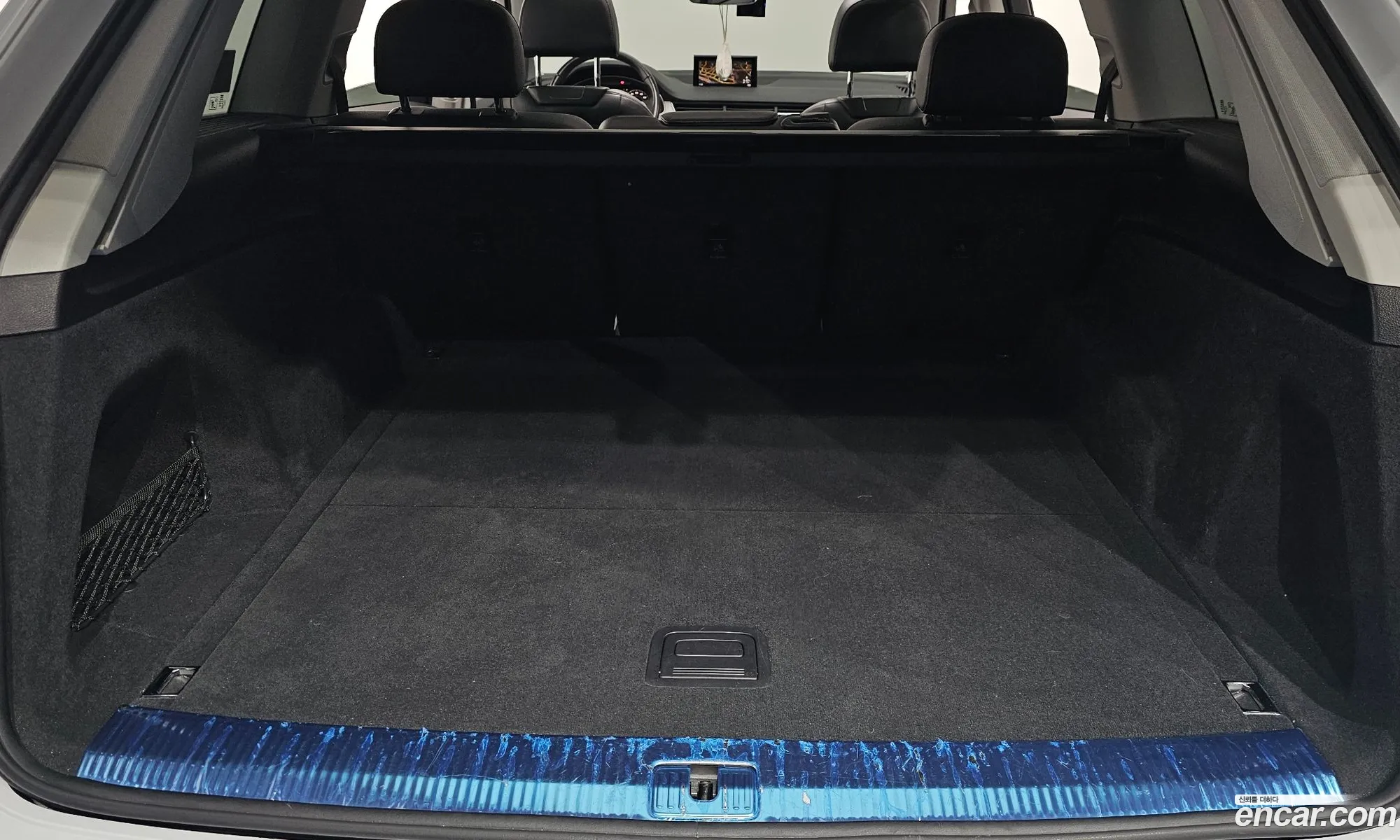Audi Q7 2019 WAUZZZ4M5KD046186 — 4
