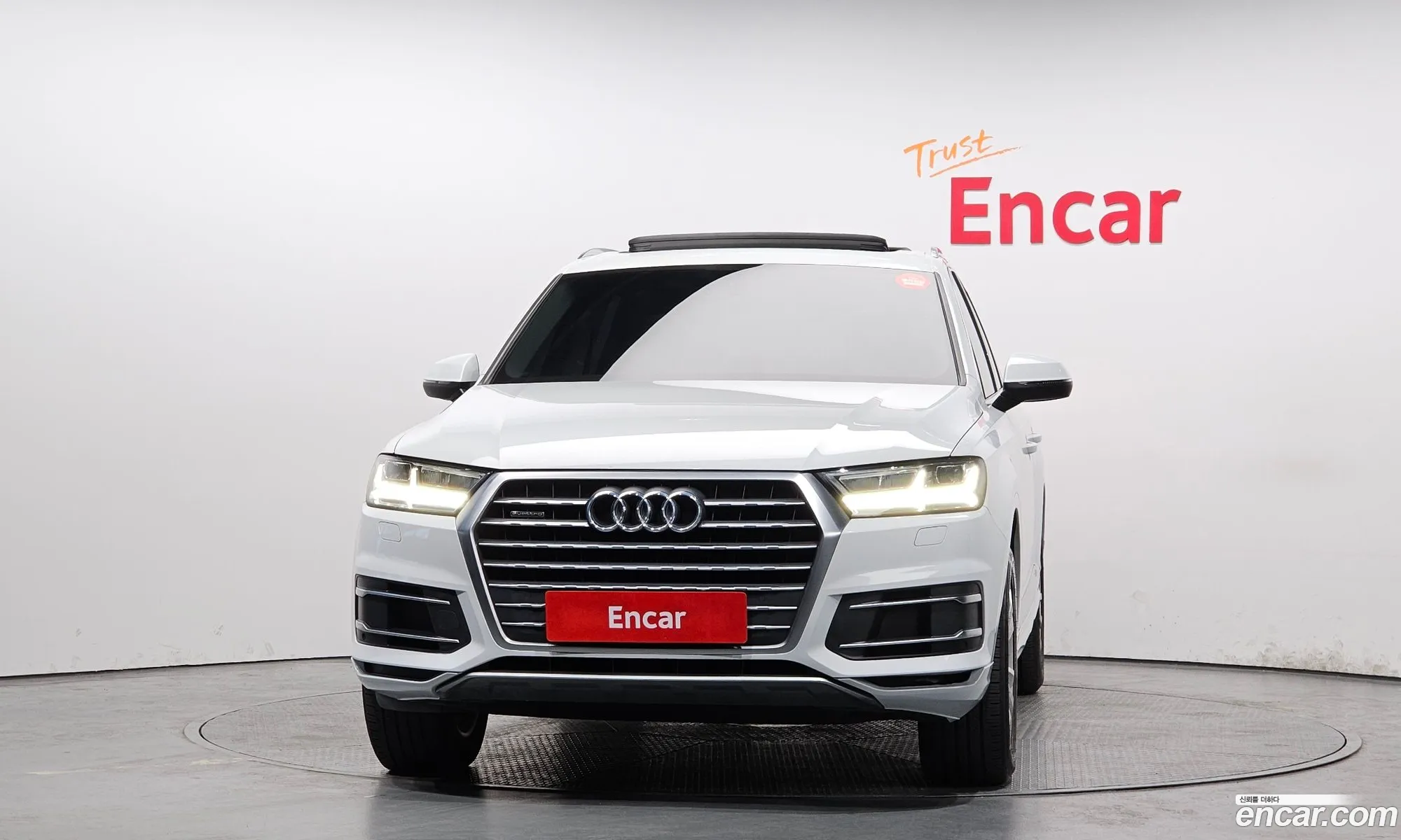 Audi Q7 2019 WAUZZZ4M5KD046186 — 10
