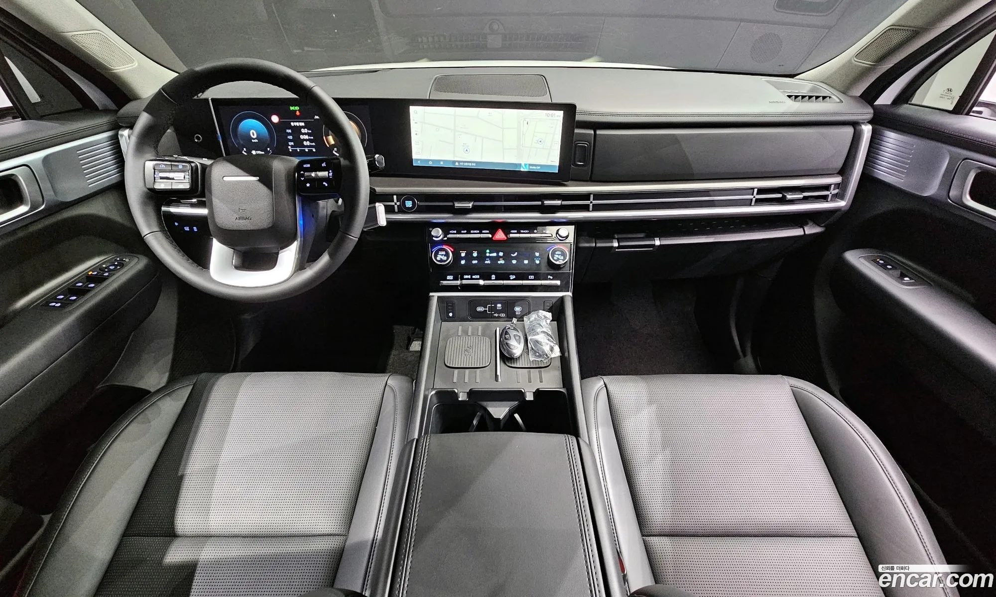 Hyundai Santa Fe 2025 — 9