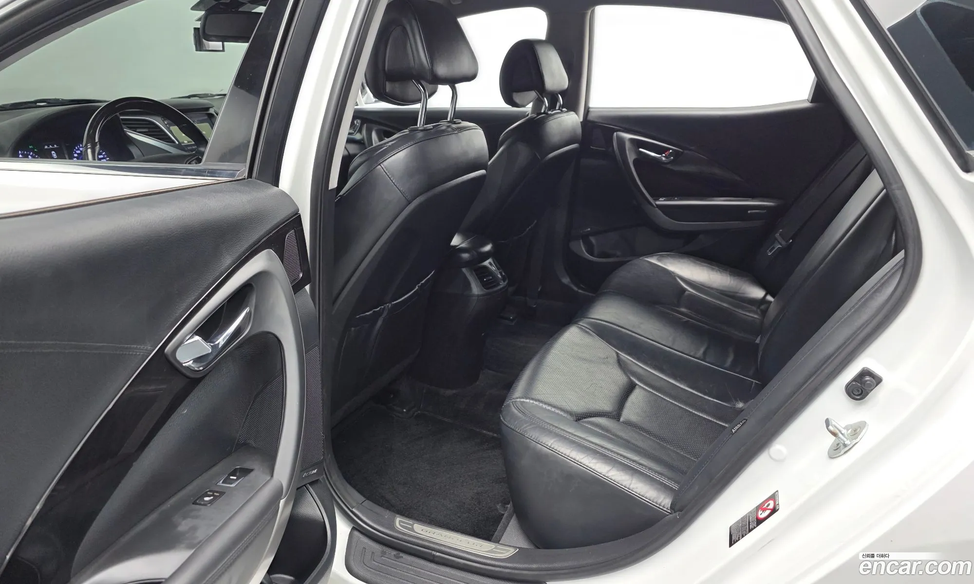 Hyundai Grandeur HG 2015 — 12