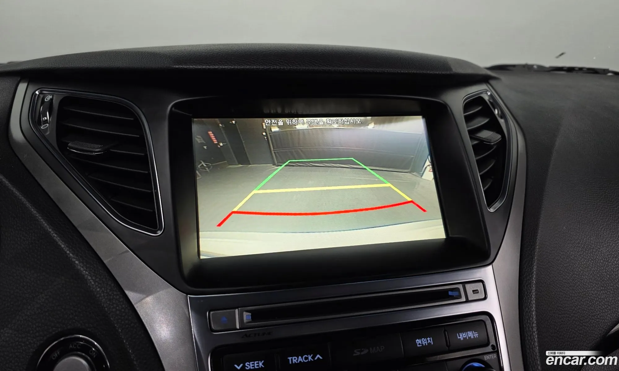 Hyundai Grandeur HG 2015 — 13