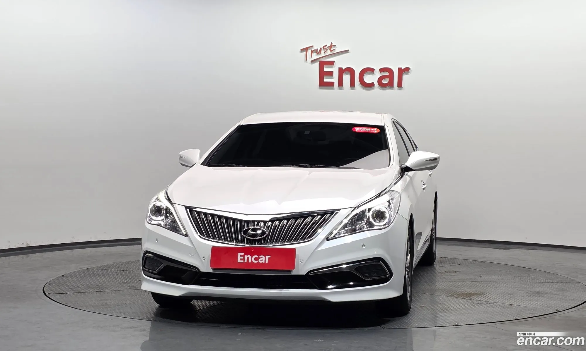 Hyundai Grandeur HG 2015 — 16