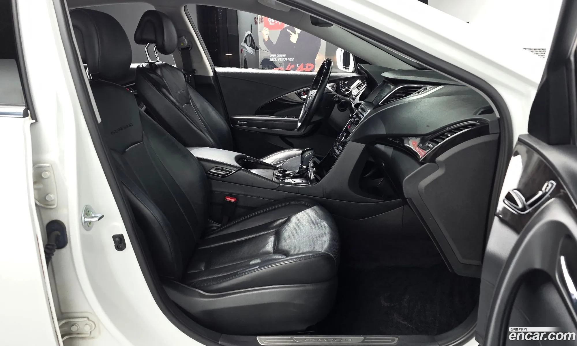 Hyundai Grandeur HG 2015 — 2