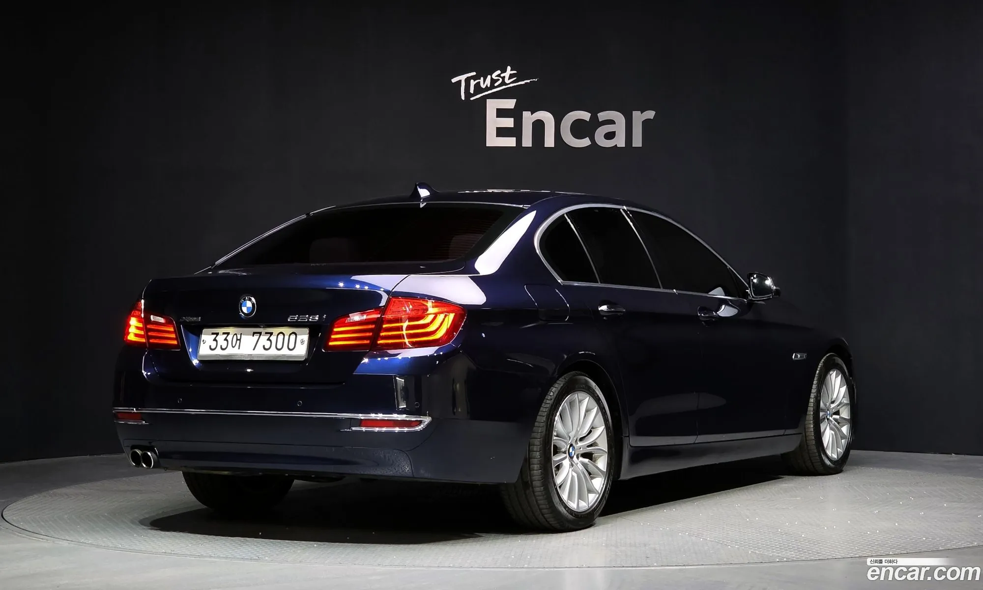 BMW 5 Series 2014 WBA5A7106ED815665 — 12