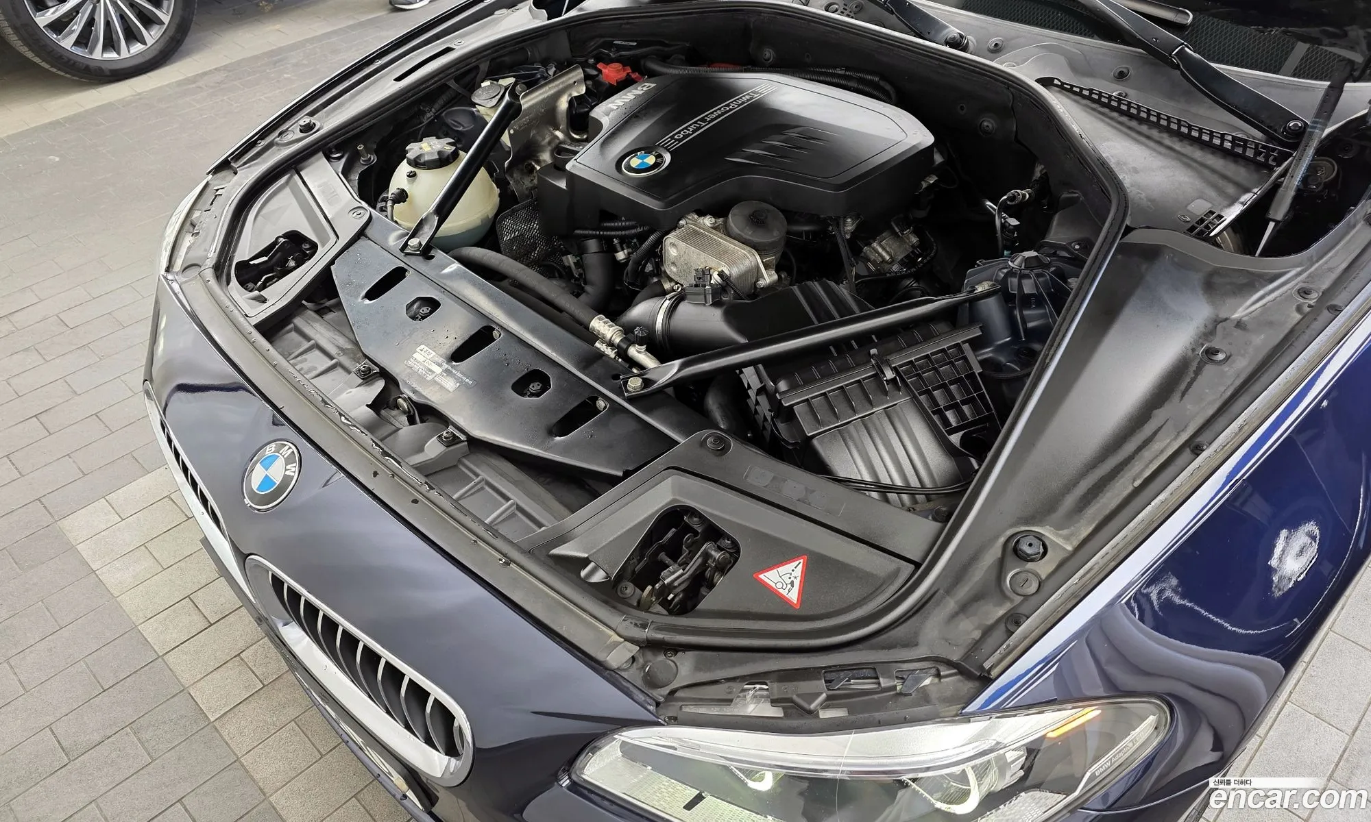 BMW 5 Series 2014 WBA5A7106ED815665 — 13