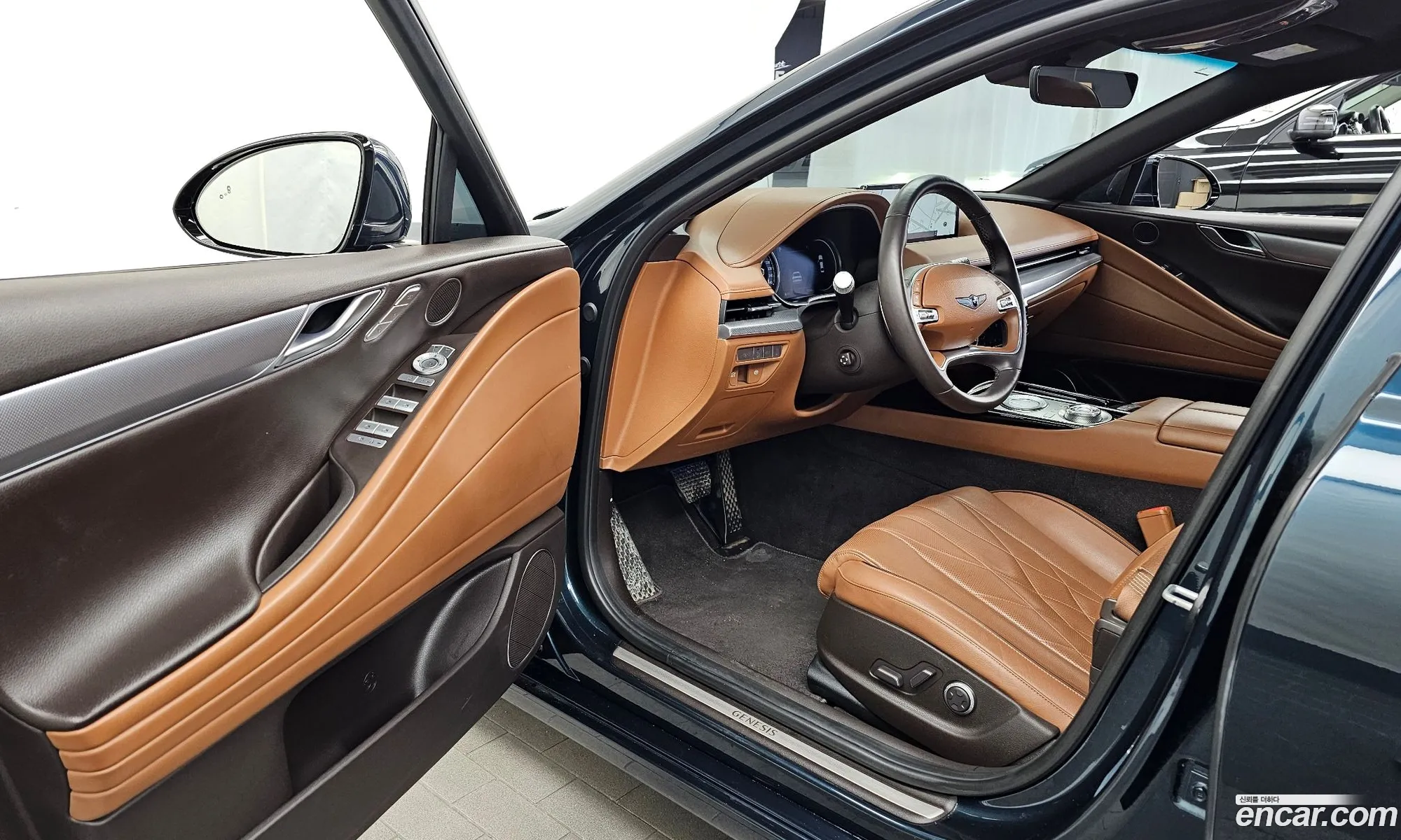 Genesis G80 2021 — 2