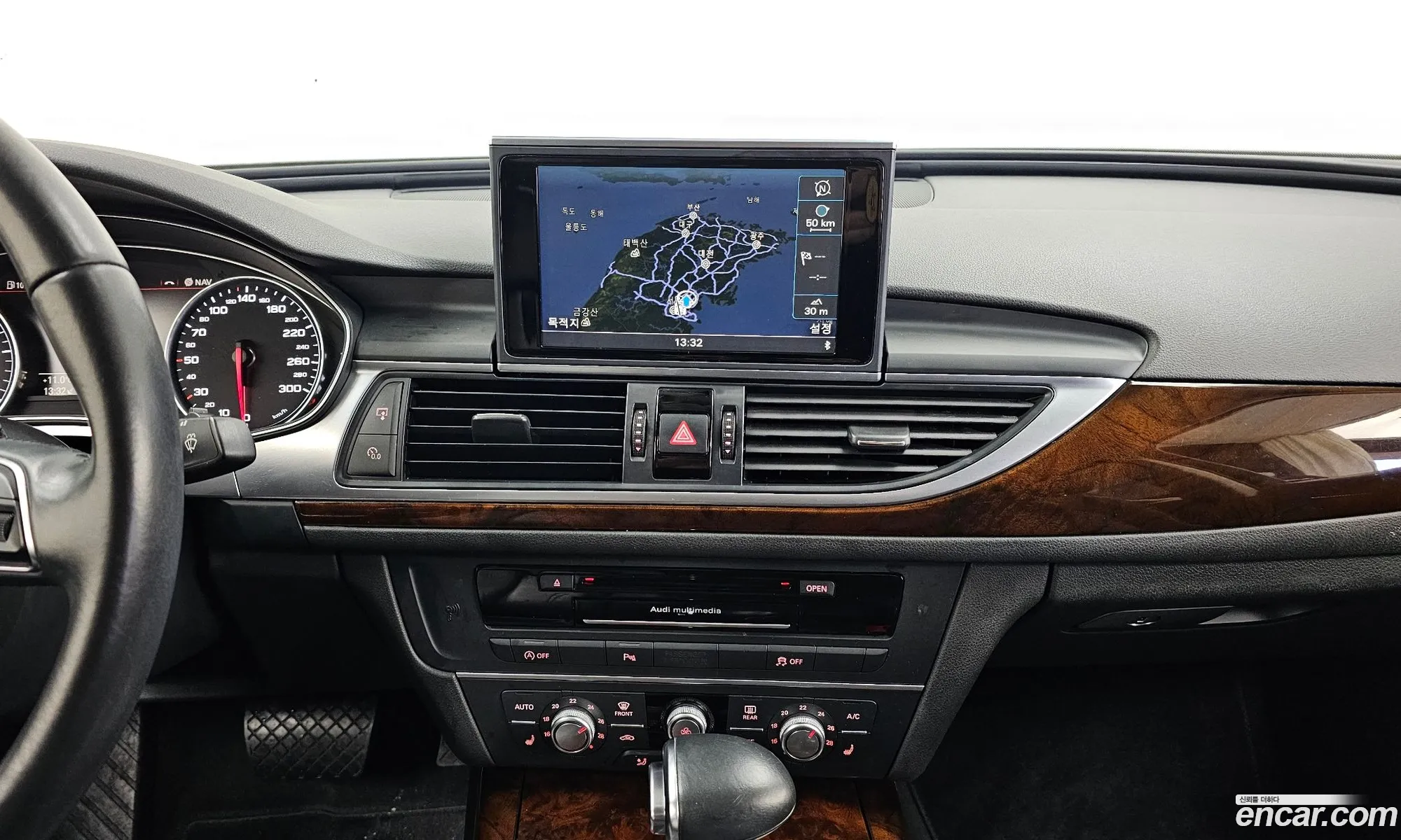 Audi A6 2015 — 6