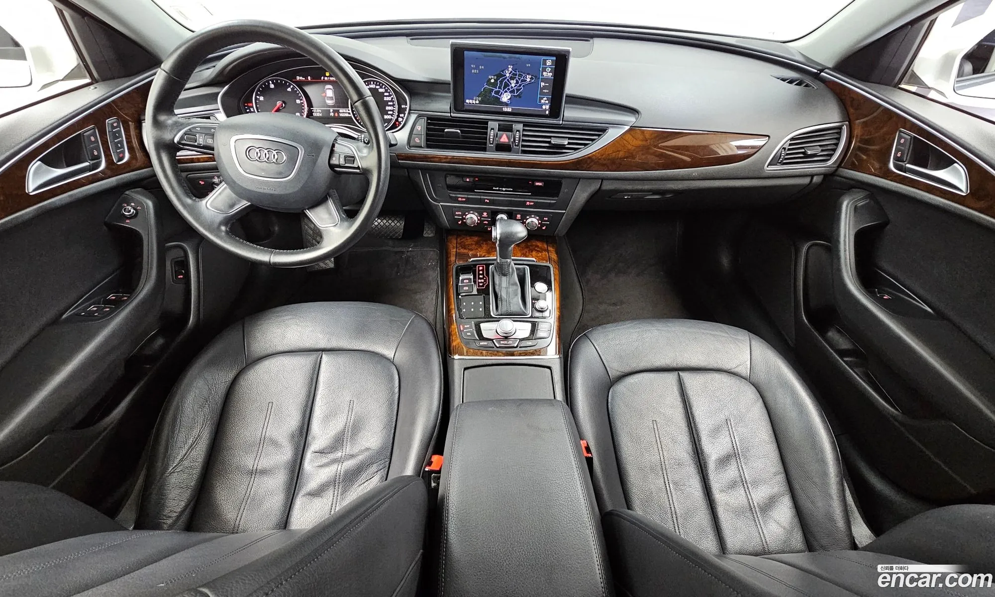 Audi A6 2015 — 11