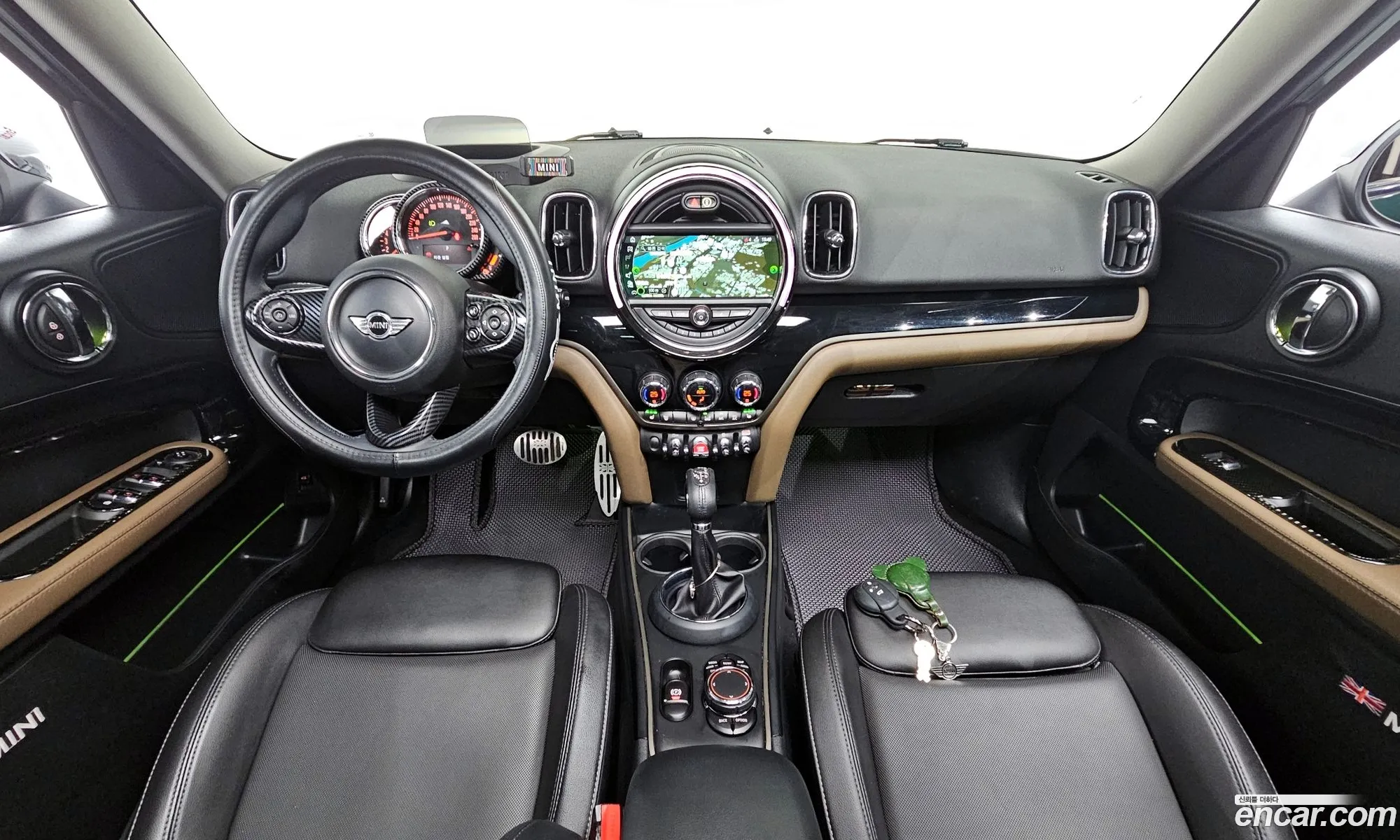 Mini Cooper D Countryman 2018 — 17