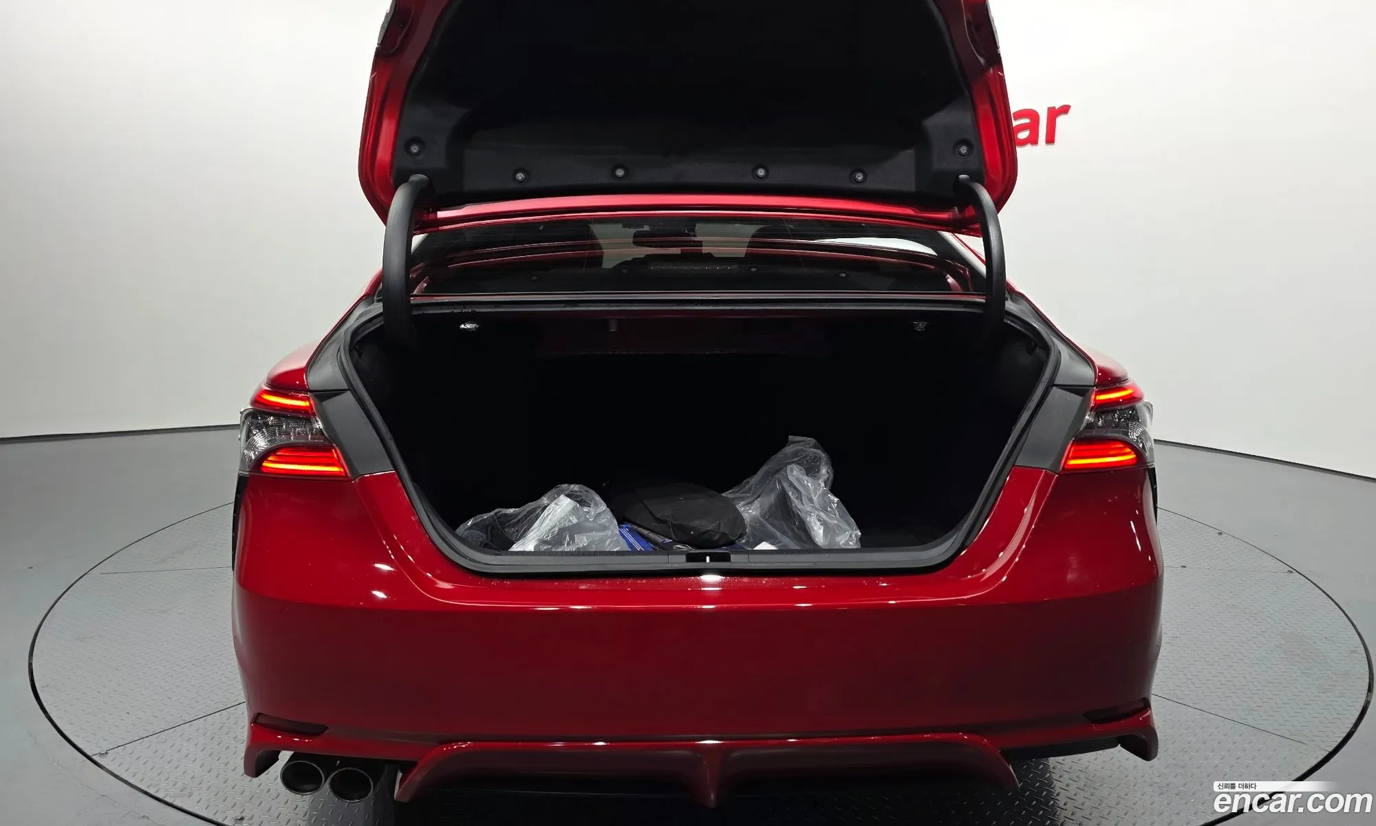 Toyota Camry 2021 — 17