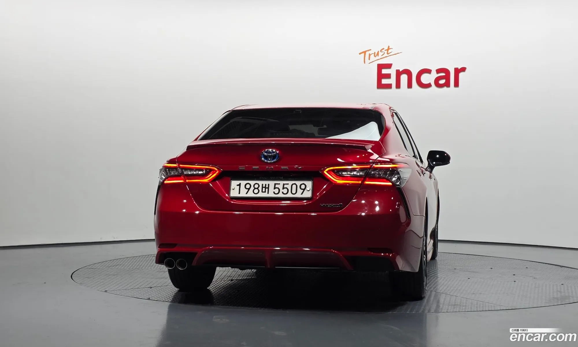 Toyota Camry 2021 — 19