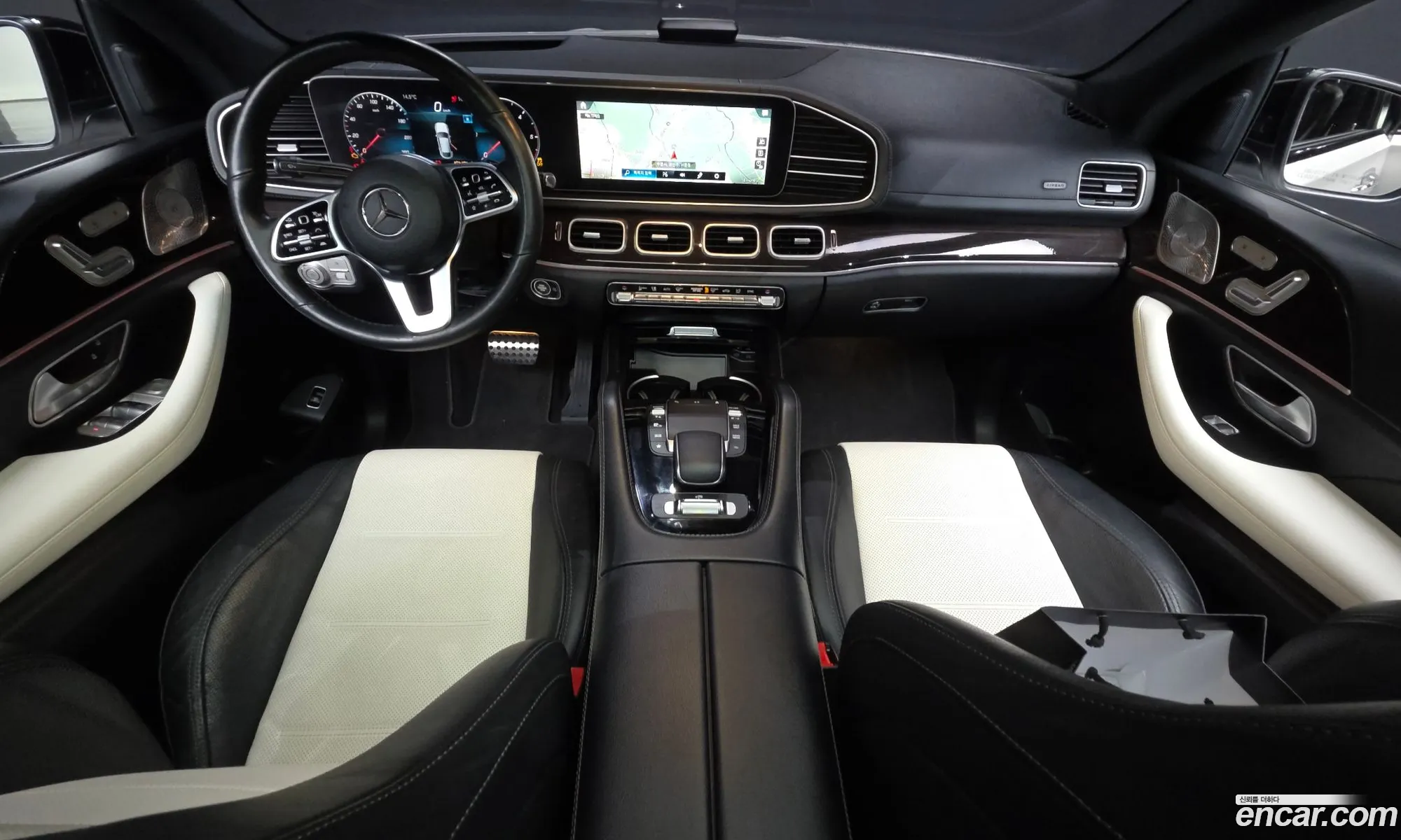 Mercedes-Benz GLE-Class W167 2022 — 12