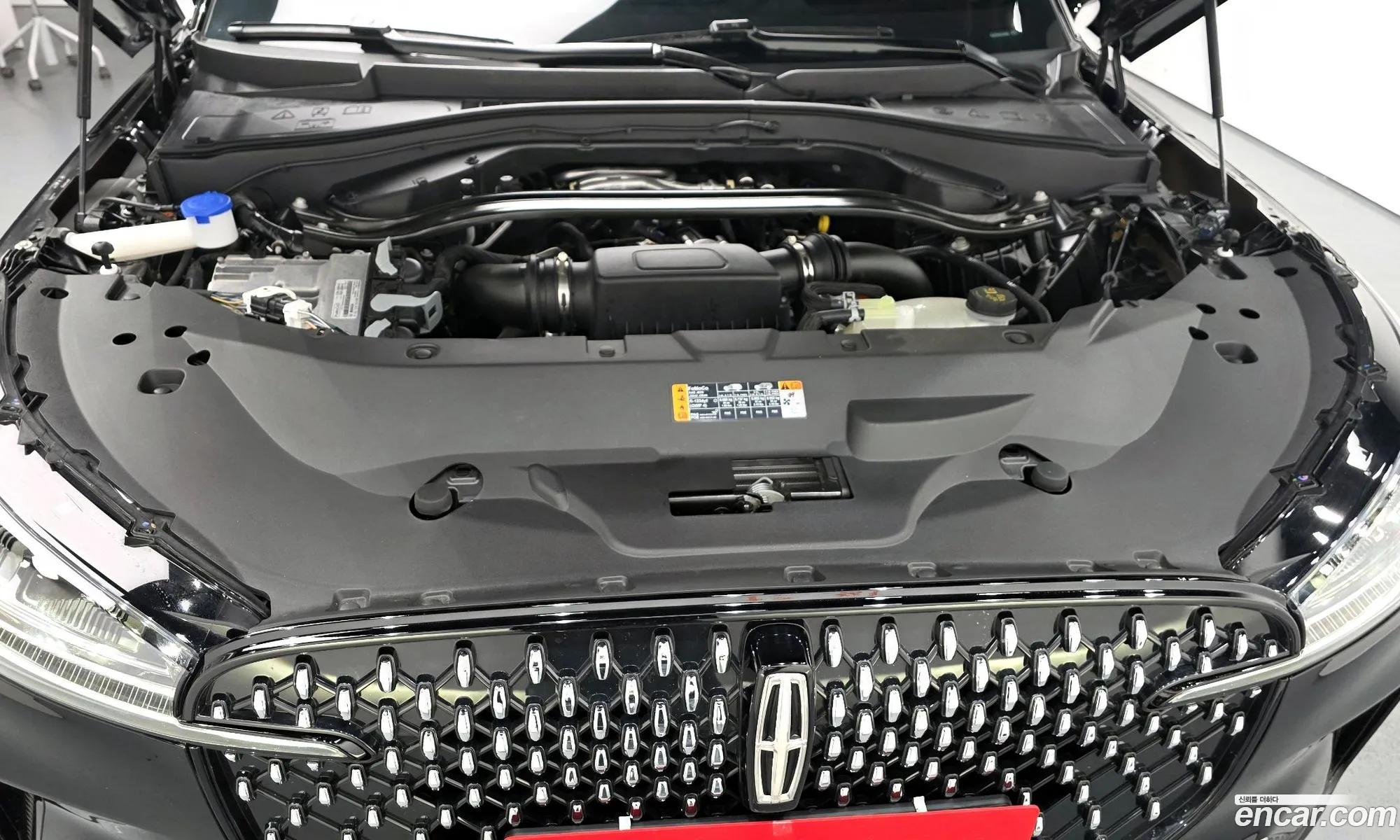 Lincoln Aviator 2025 5LM5J9XC0SGL09493 — 16