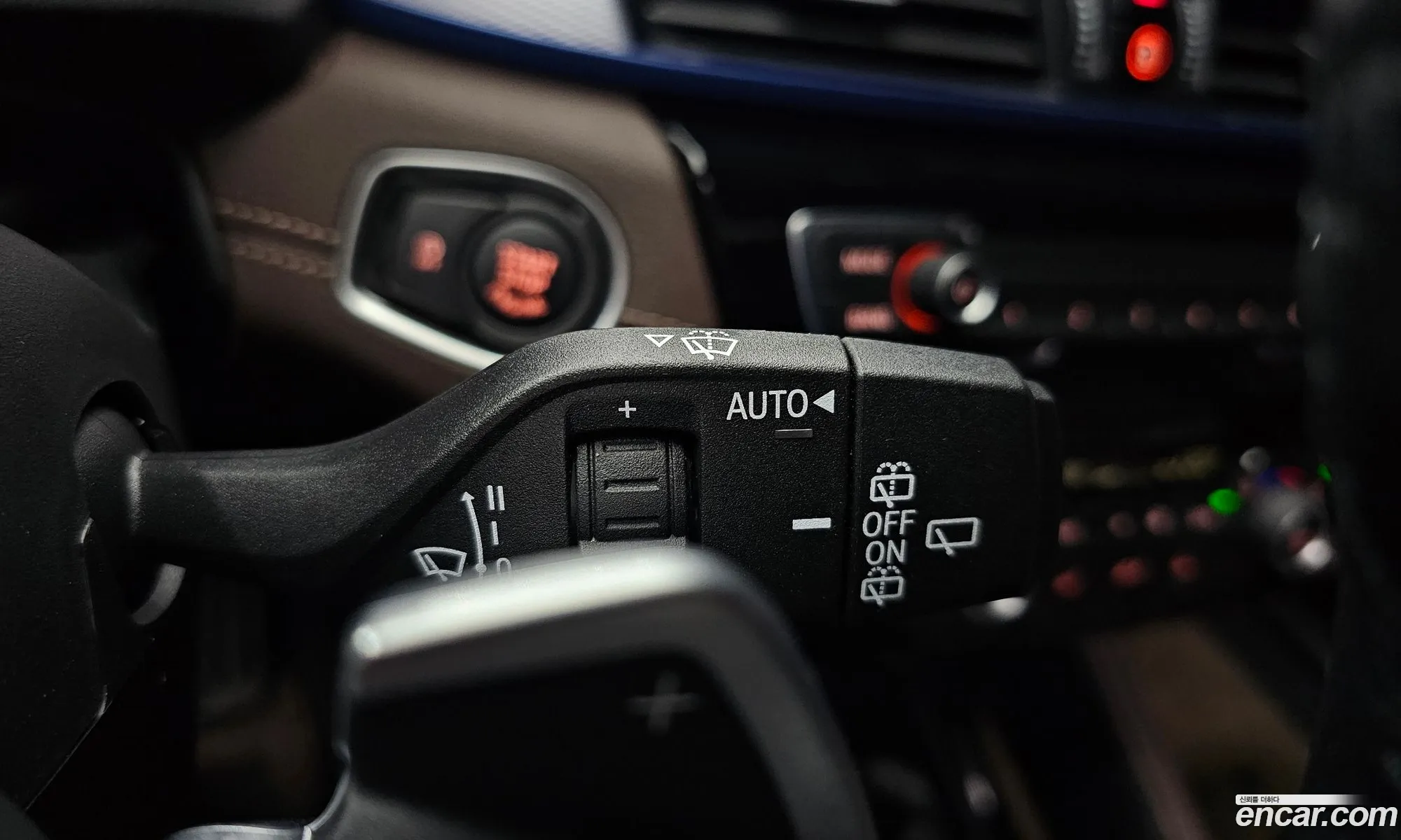 BMW X2 2023 WBA11DF07P5W82014 — 9