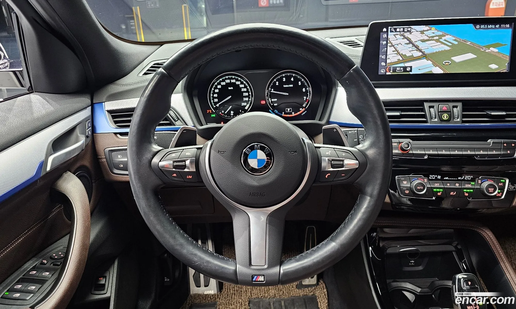 BMW X2 2023 WBA11DF07P5W82014 — 11